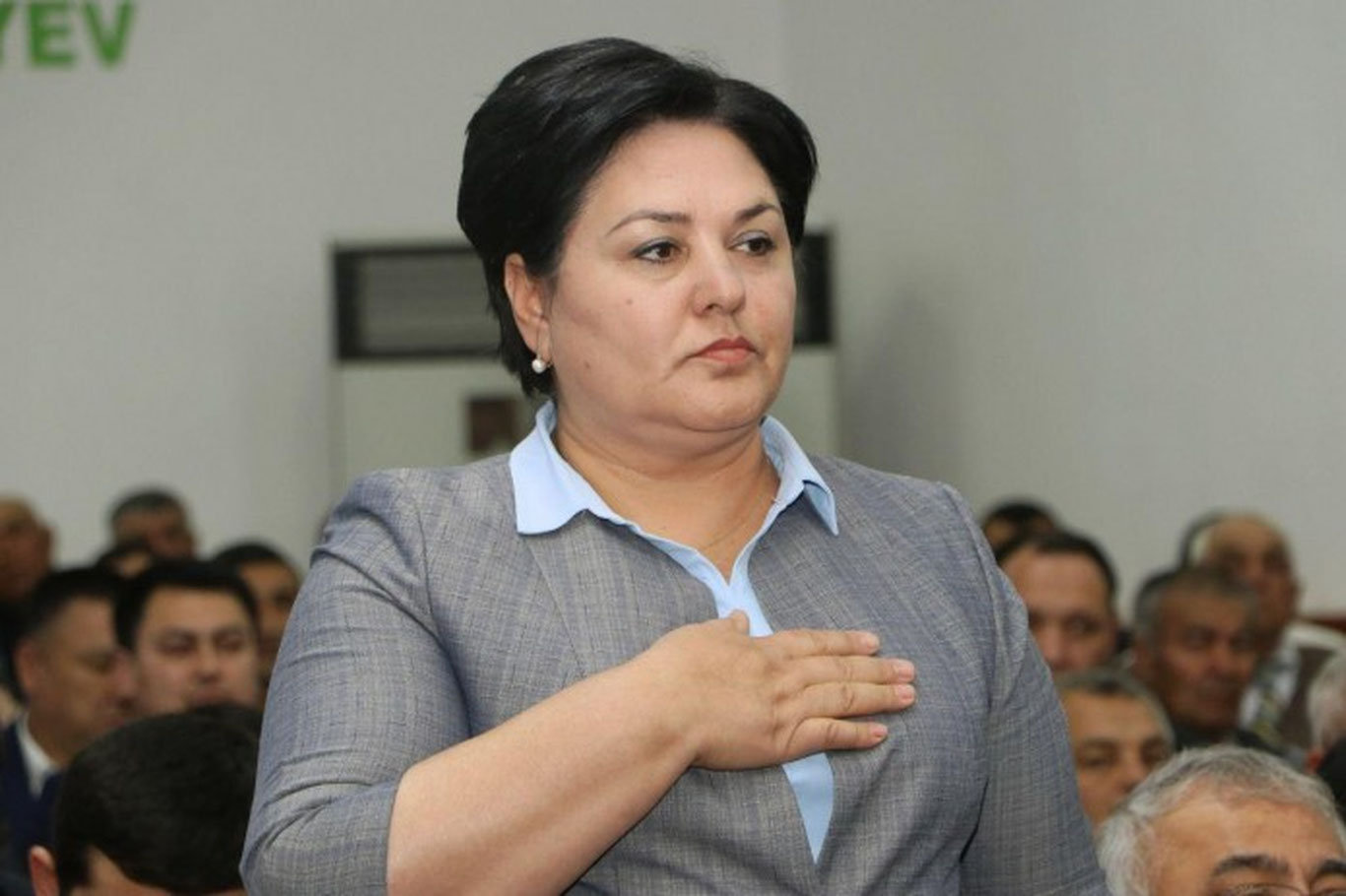 Qarshi tumani hokimi Maqsuda Mustafoyevaga hayfsan berildi