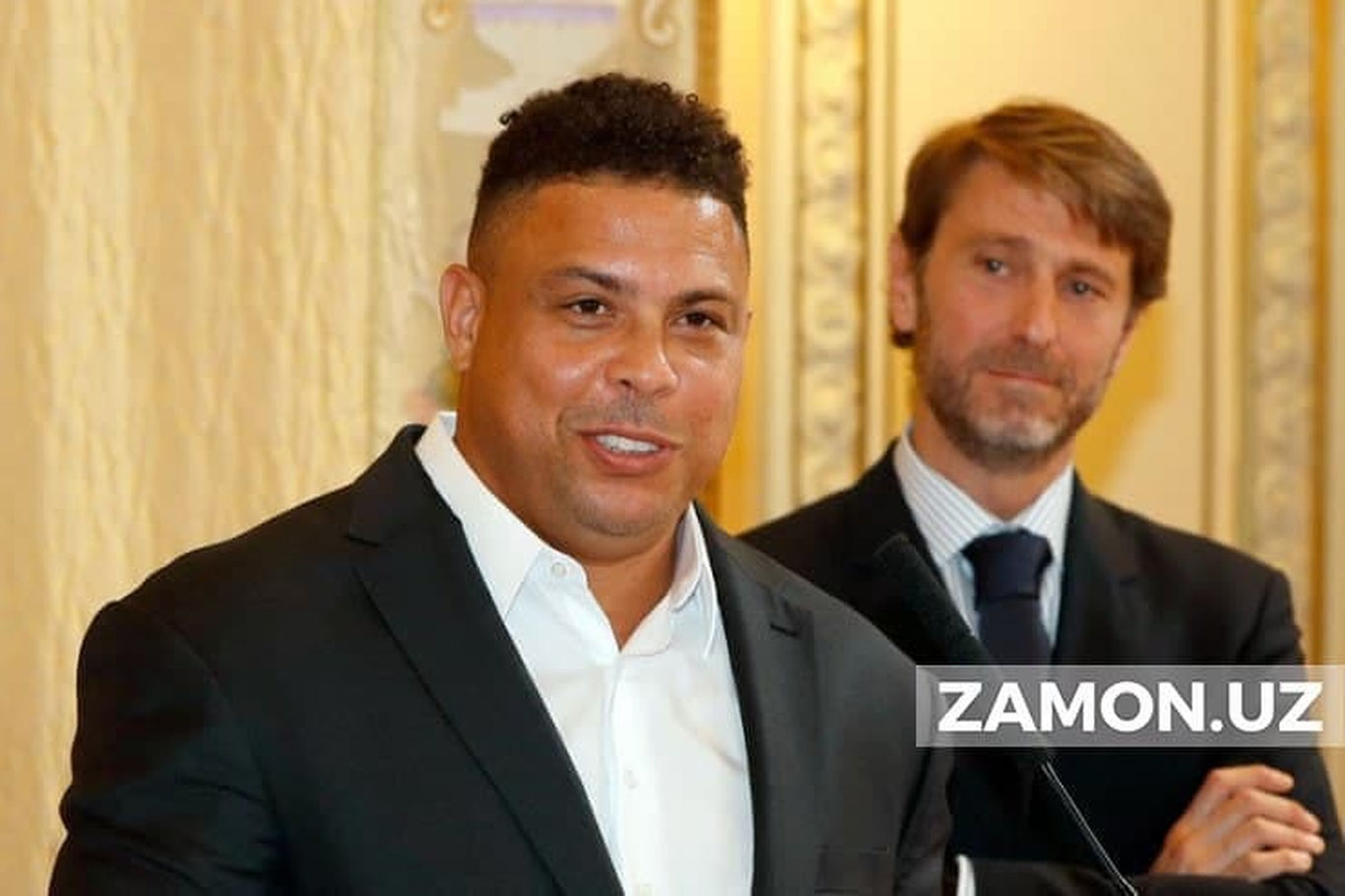 Роналдо  А Серияда қайси клуб чемпион бўлиши мумкинлигини "башорат" қилди