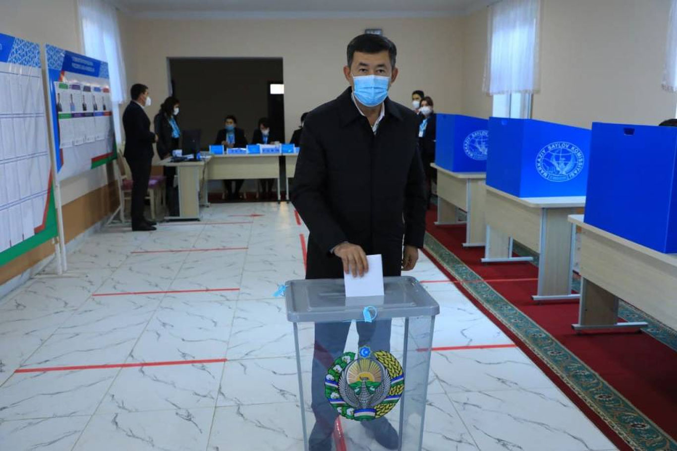 Самарқанд вилояти ҳокими Эркинжон Турдимов президент сайловида овоз берди