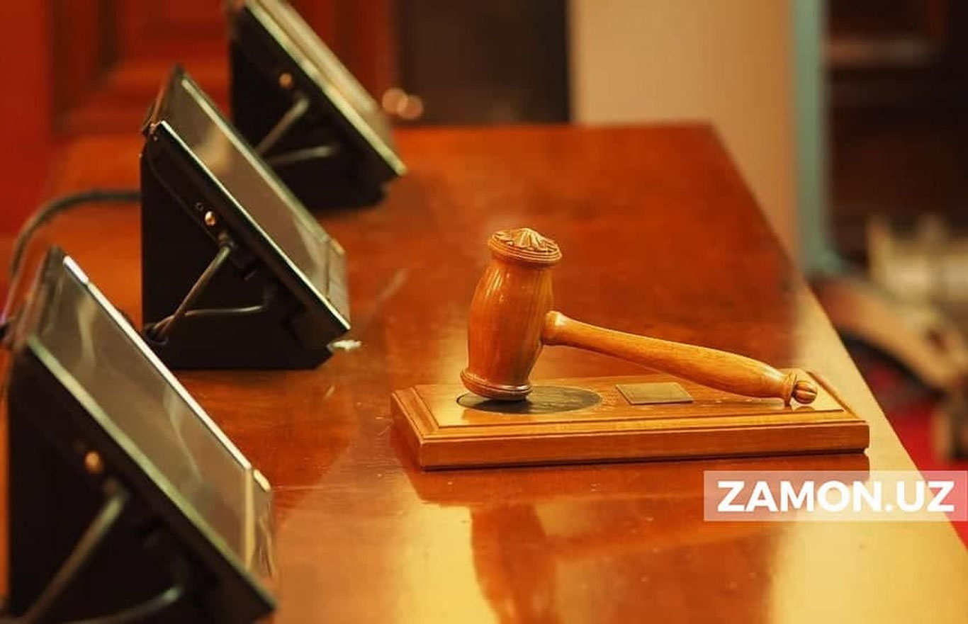 Kriminal avtoritetga ega jinoyatchi sud zalining o‘zida otib o‘ldirildi