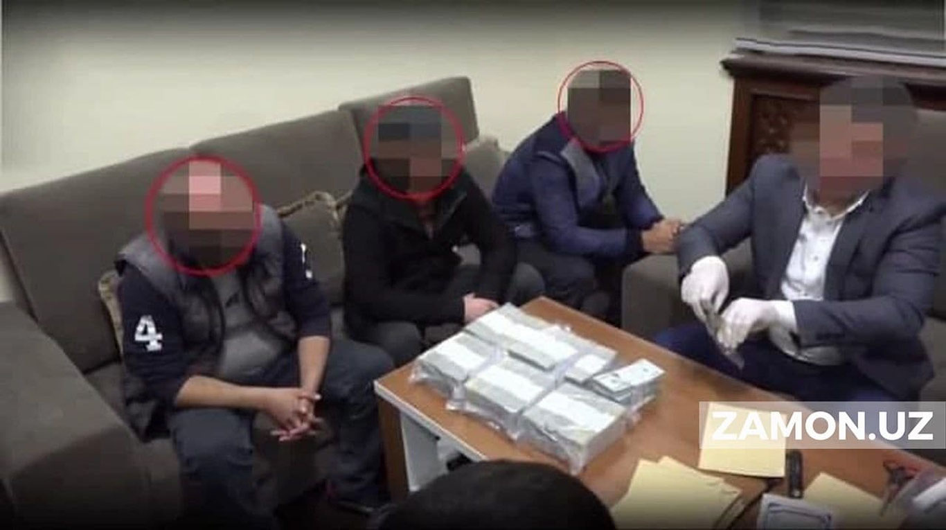 Муқаддам судланган "хонанда" ва унинг икки шериги ер олиб бераман деб 300 минг АҚШ доллар талаб қилди