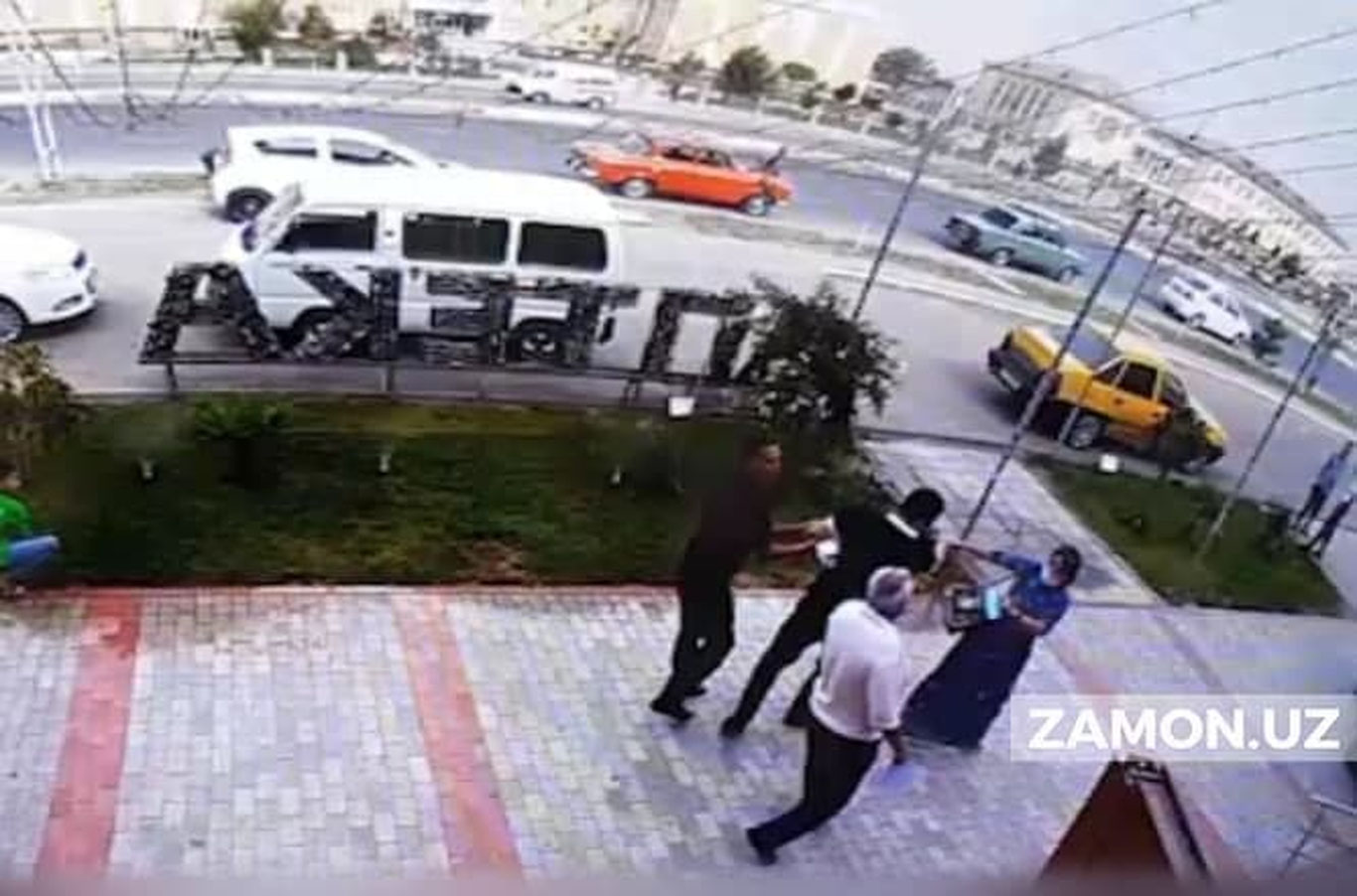 Наманганда аёлга куч ишлатган шахс прокуратура ходими эканлиги айтилмоқда