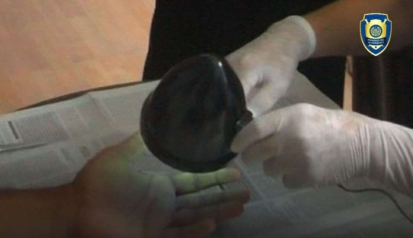 Наманган давлат университети ўқитувчилари пора билан қўлга тушди