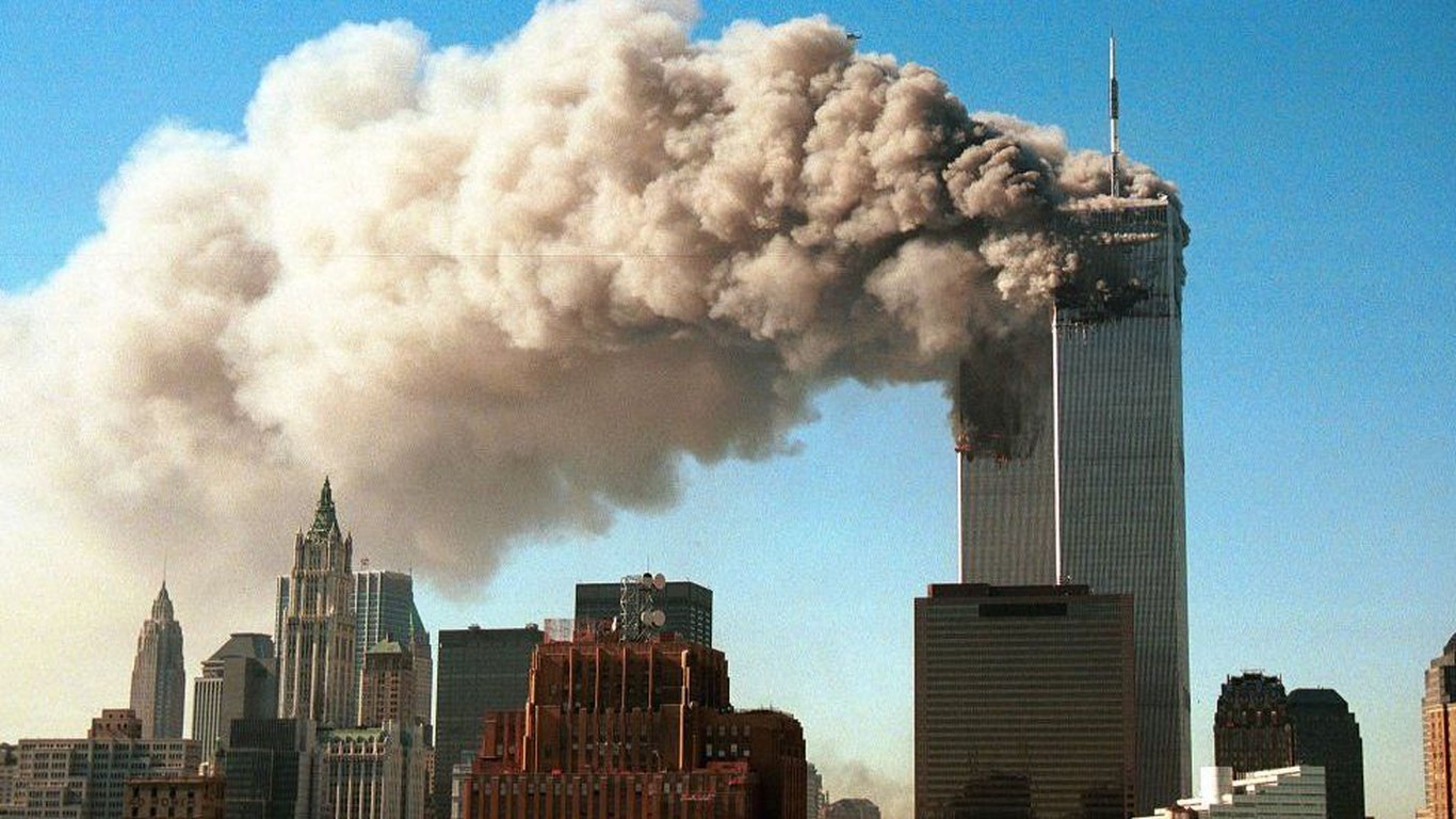 2000 нафарга яқин америкалик 2001 йилнинг 11 сентябрь терракти билан боғлиқ ҳужжатларни эълон қилишни сўради