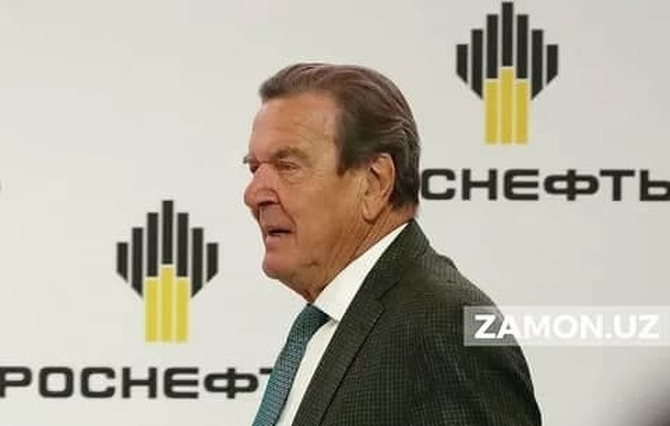 Олаф Шольц собиқ ҳамкасбидан Россия компанияларига раҳбарлик қилишни тўхтатишни сўради