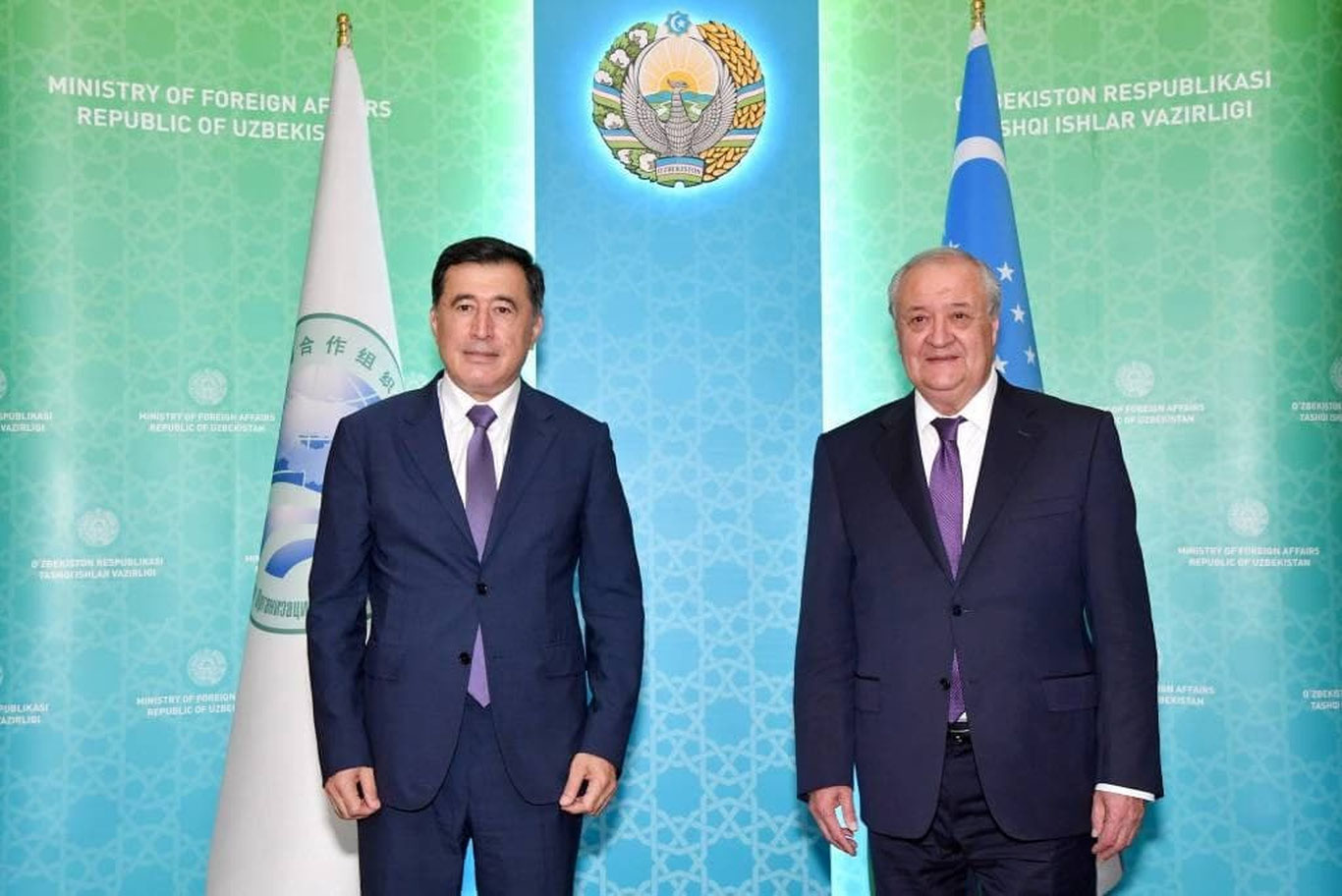 Aбдулазиз Комилов ШҲТ бош котиби билан учрашди