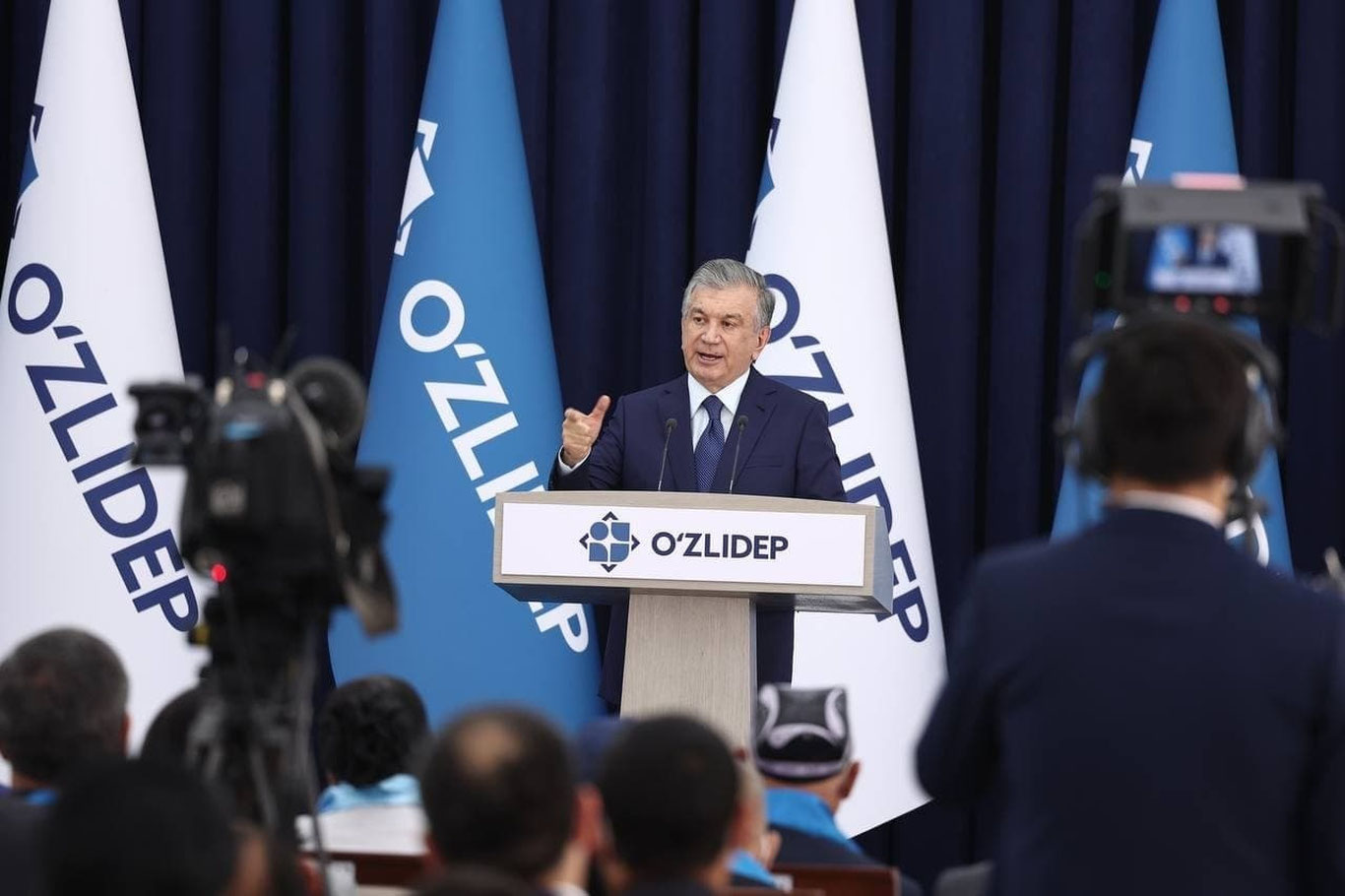 Президент Фарғонадаги сайловолди учрашувда жадидларни эслаб ўтди