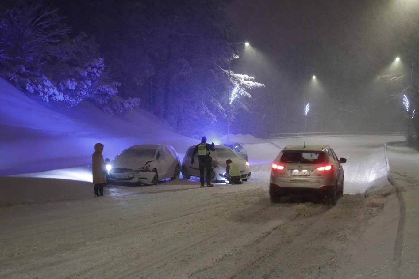 Estoniya kuchli qor bo‘roni ostida qoldi