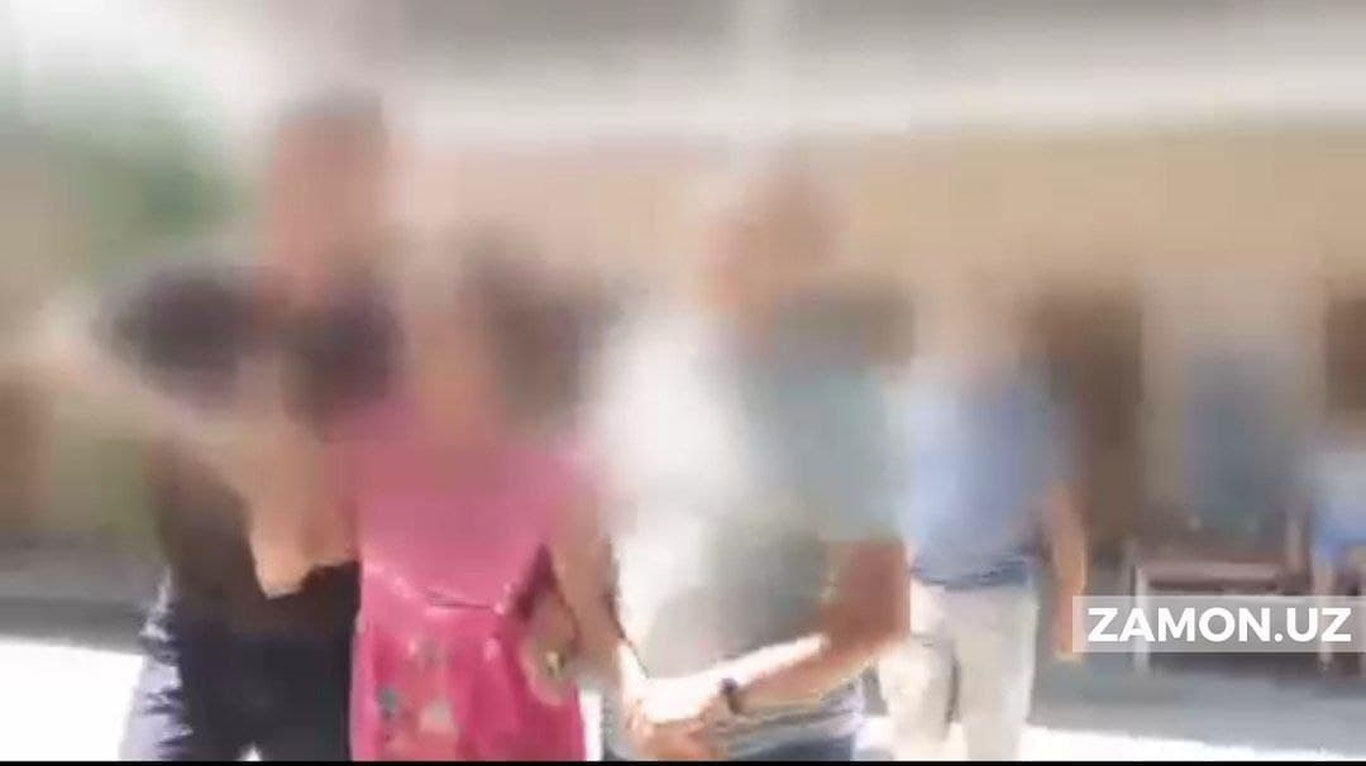 Уйга муҳтож она фарзандини сотди