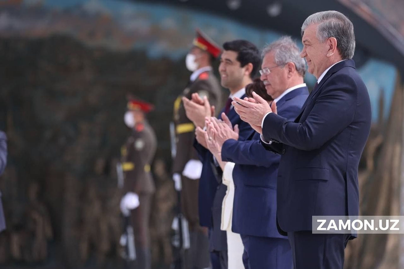 Шавкат Мирзиёев янги боғ ва ёдгорлик комплексини қуришда нимага эътибор қаратилганини айтди