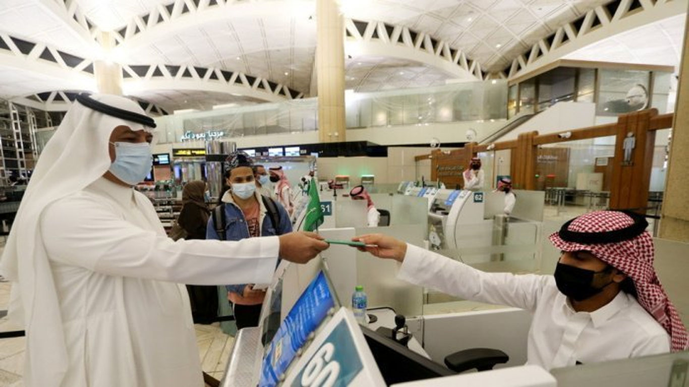 Саудия Арабистони сайёҳлар учун очилмоқда