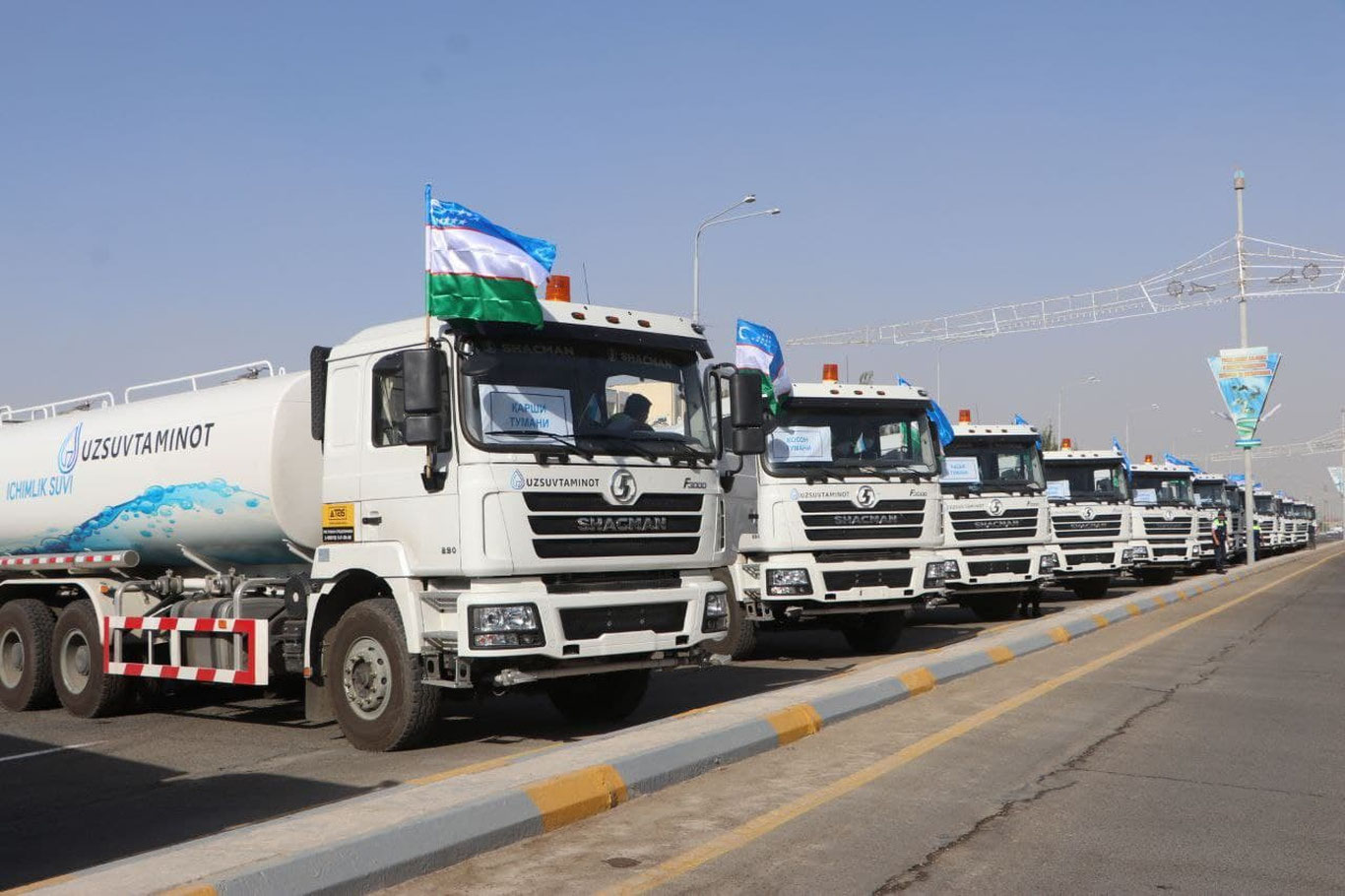 Qashqadaryoga Xitoydan 18 ta maxsus suv tashish texnikalari olib kelindi