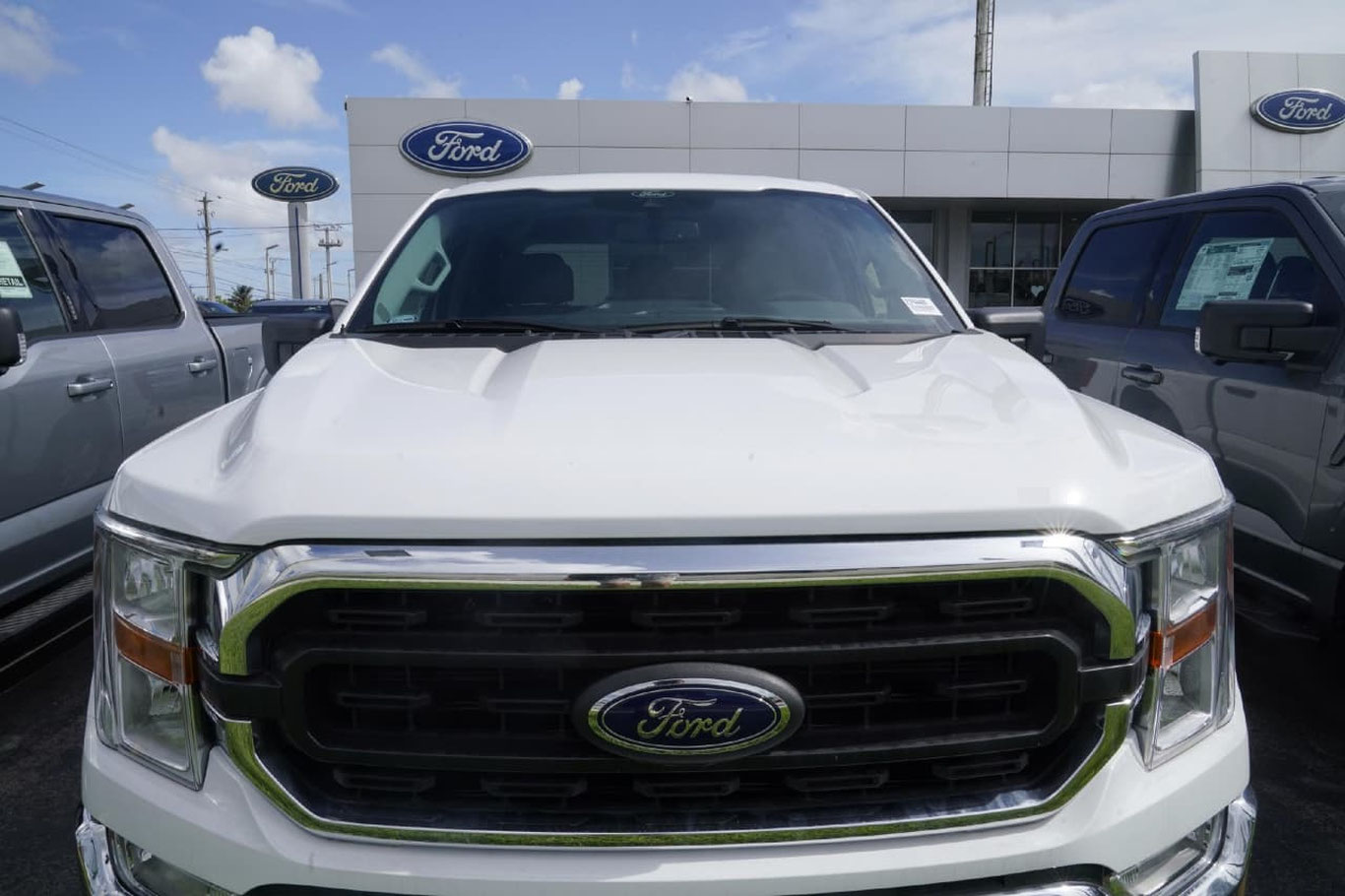 Ford kutilmaganda 561 million dollar foyda ko‘rdi