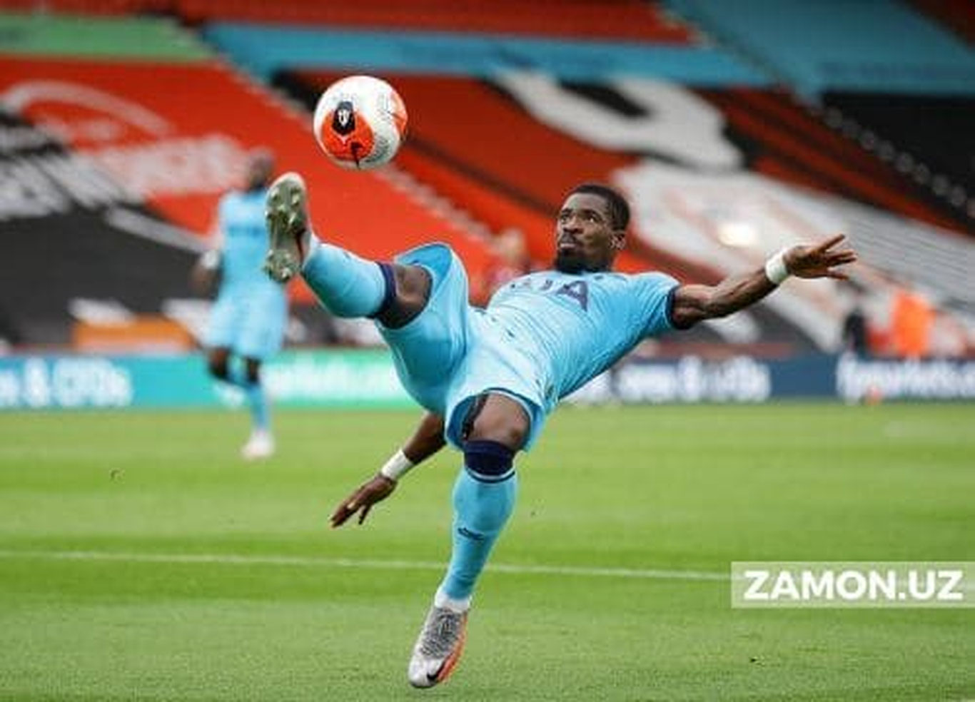 "Вилярреал" Серж Оре билан шартнома имзолади