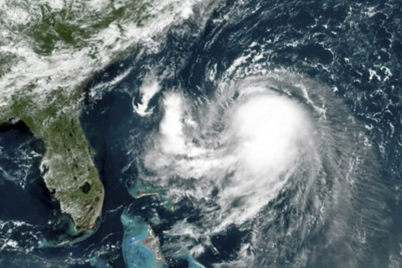 Нью-Жерси штатида бир суткада 20 сантиметр ёмғир ёғди