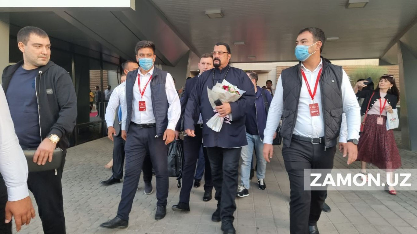 "Toshkent xalqaro kinofestivali o‘zining avvalgi shuhratini yana qayta tiklaydi" — Stiven Sigal