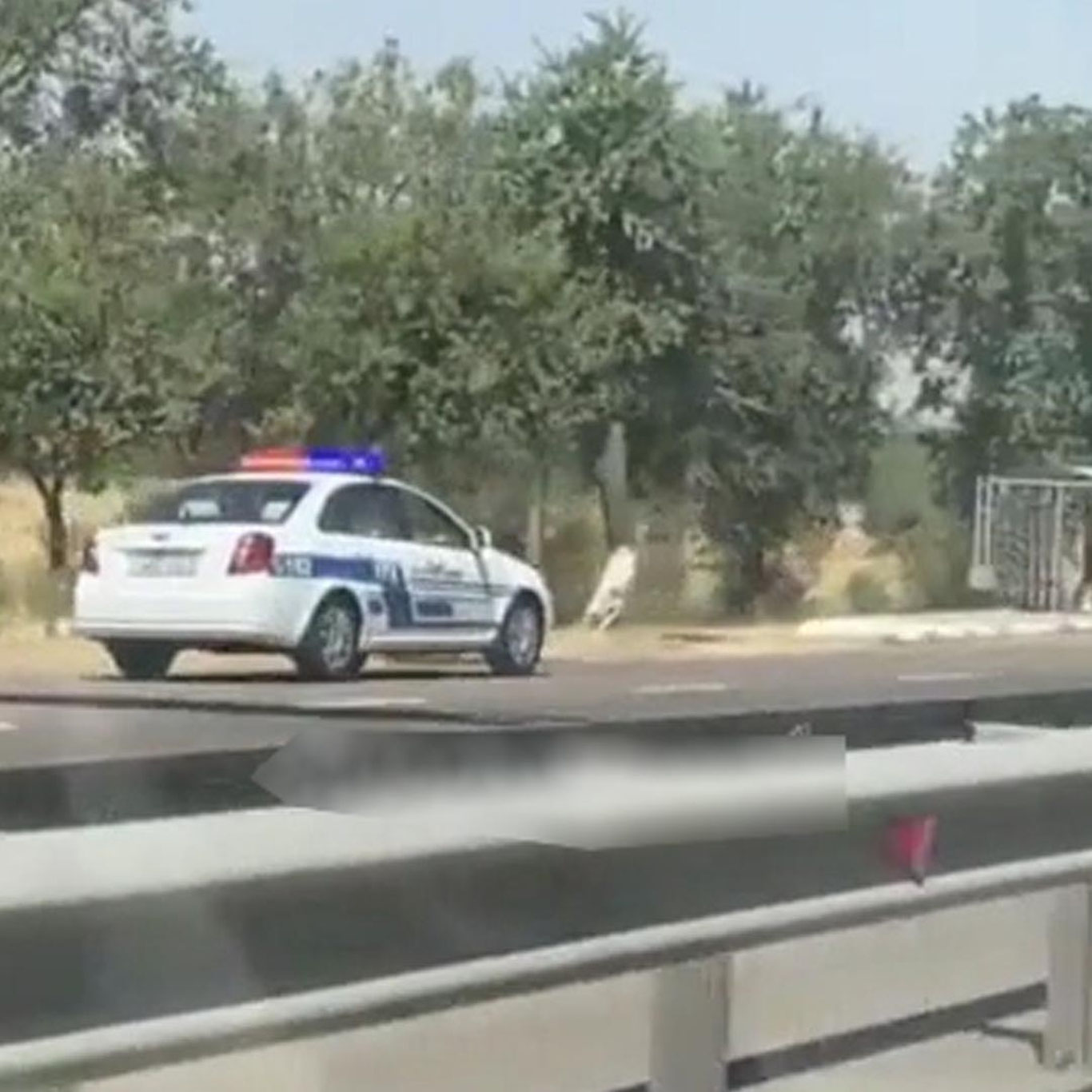 Йўл-патруль хизматининг махсус автомобили «встречний» юргани юзасидан ЙҲХББ маълумот берди