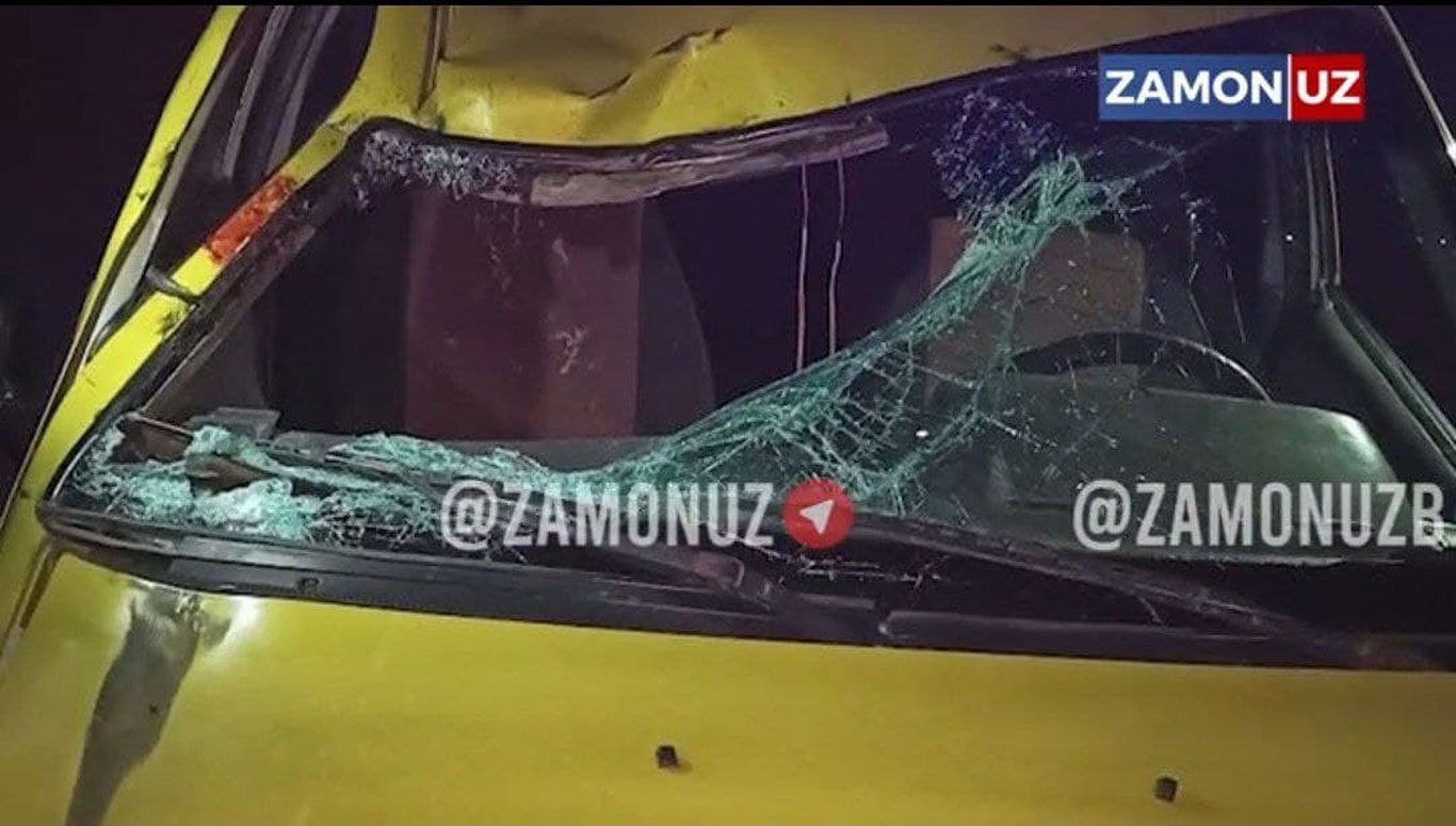 Ҳайдовчининг эҳтиётсизлиги, тезликни ошириши натижасида 21 ёшли бола вафот этди