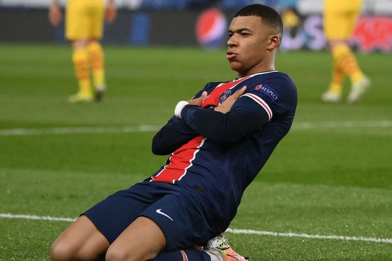 Инглиз жамоаси Килиан Мбаппени текинга сотиб олмоқчи