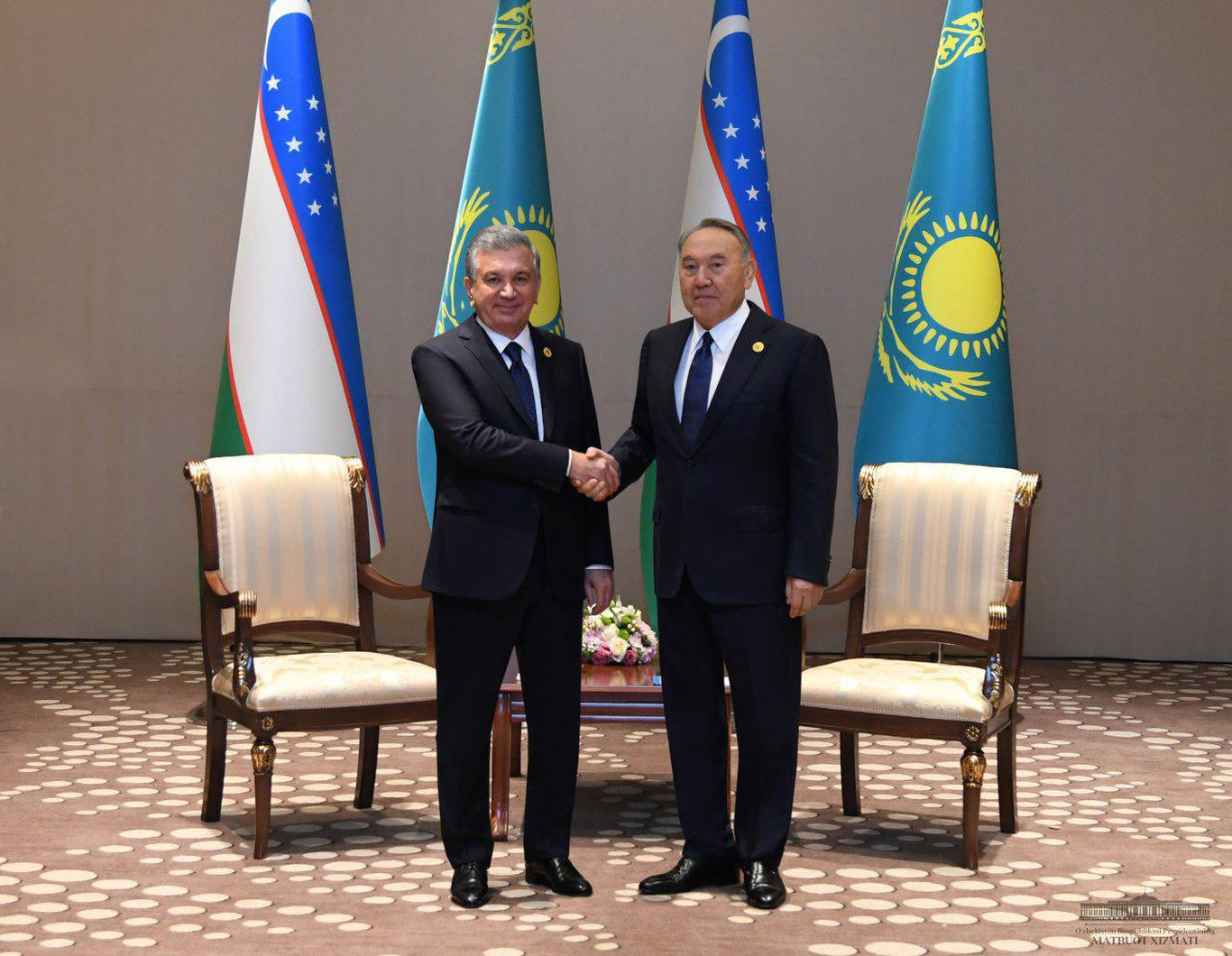 Shavkat Mirziyoyev Nursulton Nazarboyevni 81 yoshi bilan tabrikladi