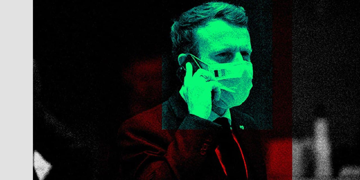 Макроннинг телефон сўзлашувларини  жосуслар эшитган бўлиши мумкин