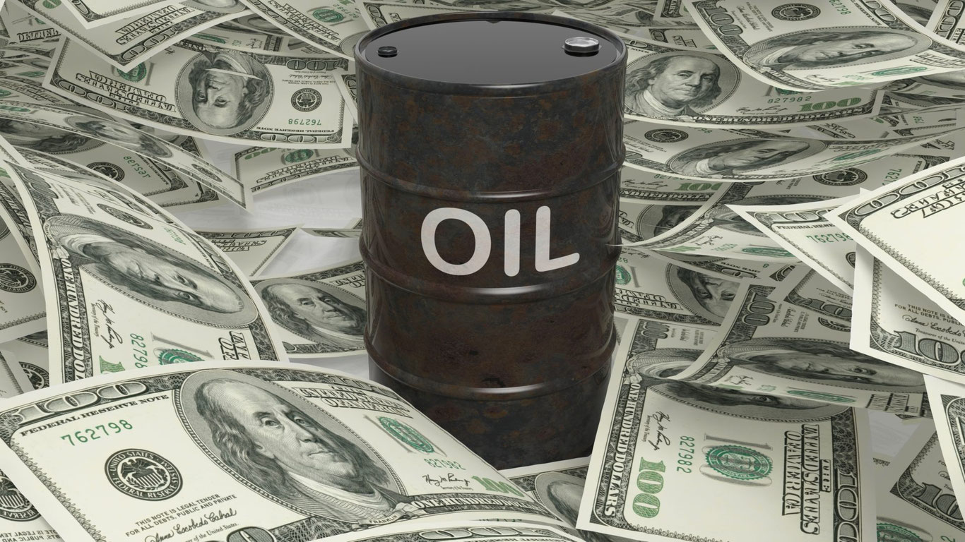 Санкцияларга қарамай, Россия нефть ва газдан рекорд даромад олишда давом этмоқда