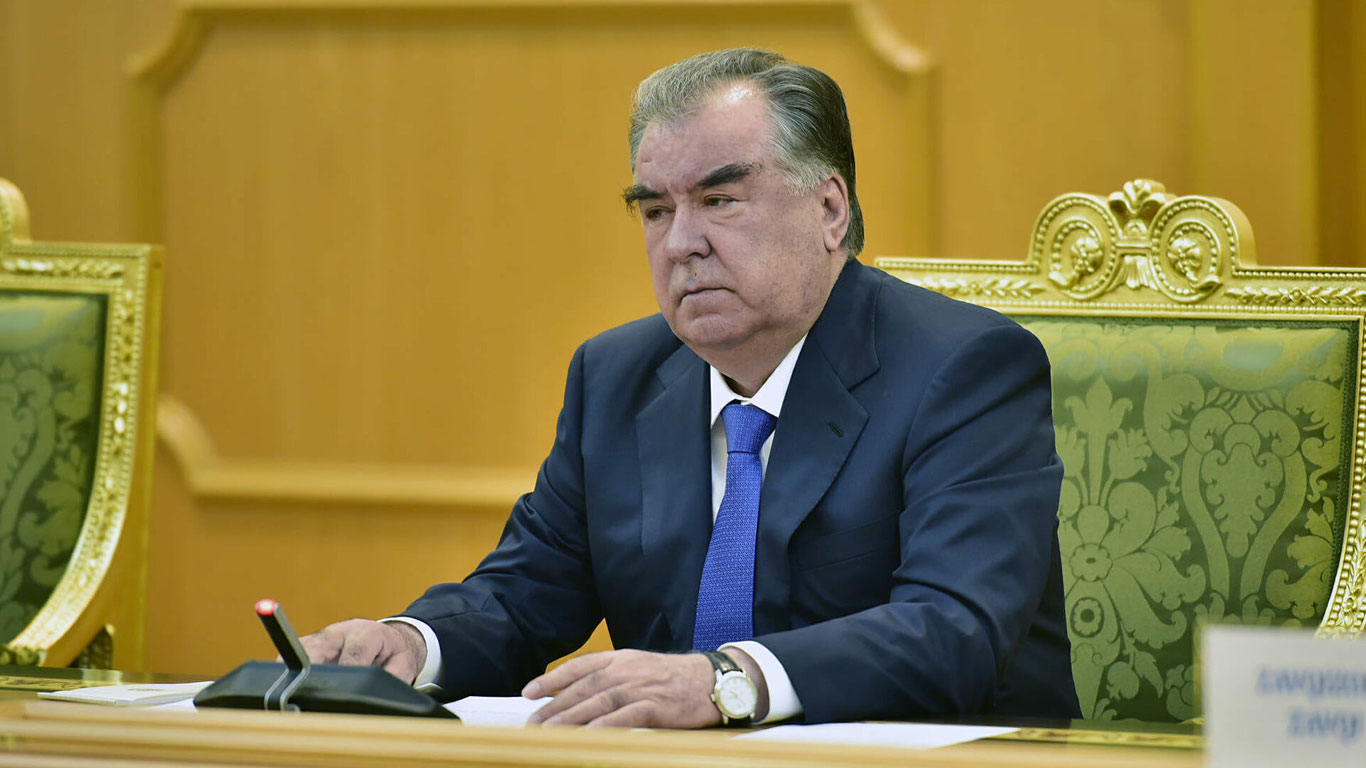 Tojikiston prezidenti og'ir judolikka uchradi