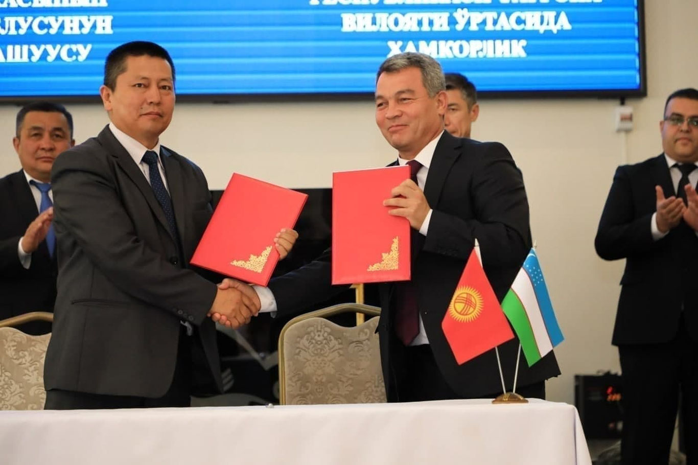 Фарғона вилояти делегациясининг Қирғизистонга сафари давомида икки томон ўртасида ўндан ортиқ шартномалар имзоланди