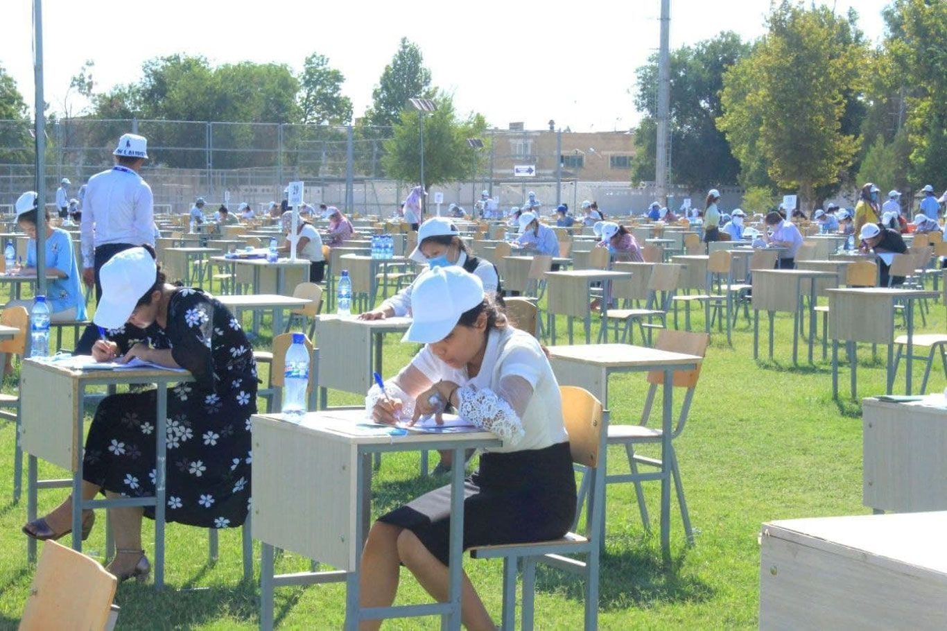 Navoiyda test sinovlari yakunlandi. Qancha abituriyent testga kelmagani ochiqlandi