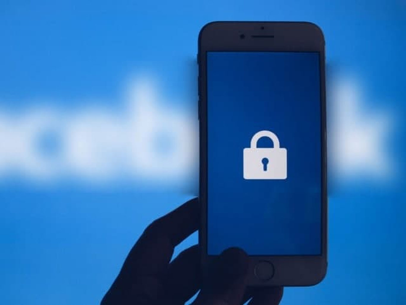 Facebook “Толибон” аккаунтларига тақиқ қўяди