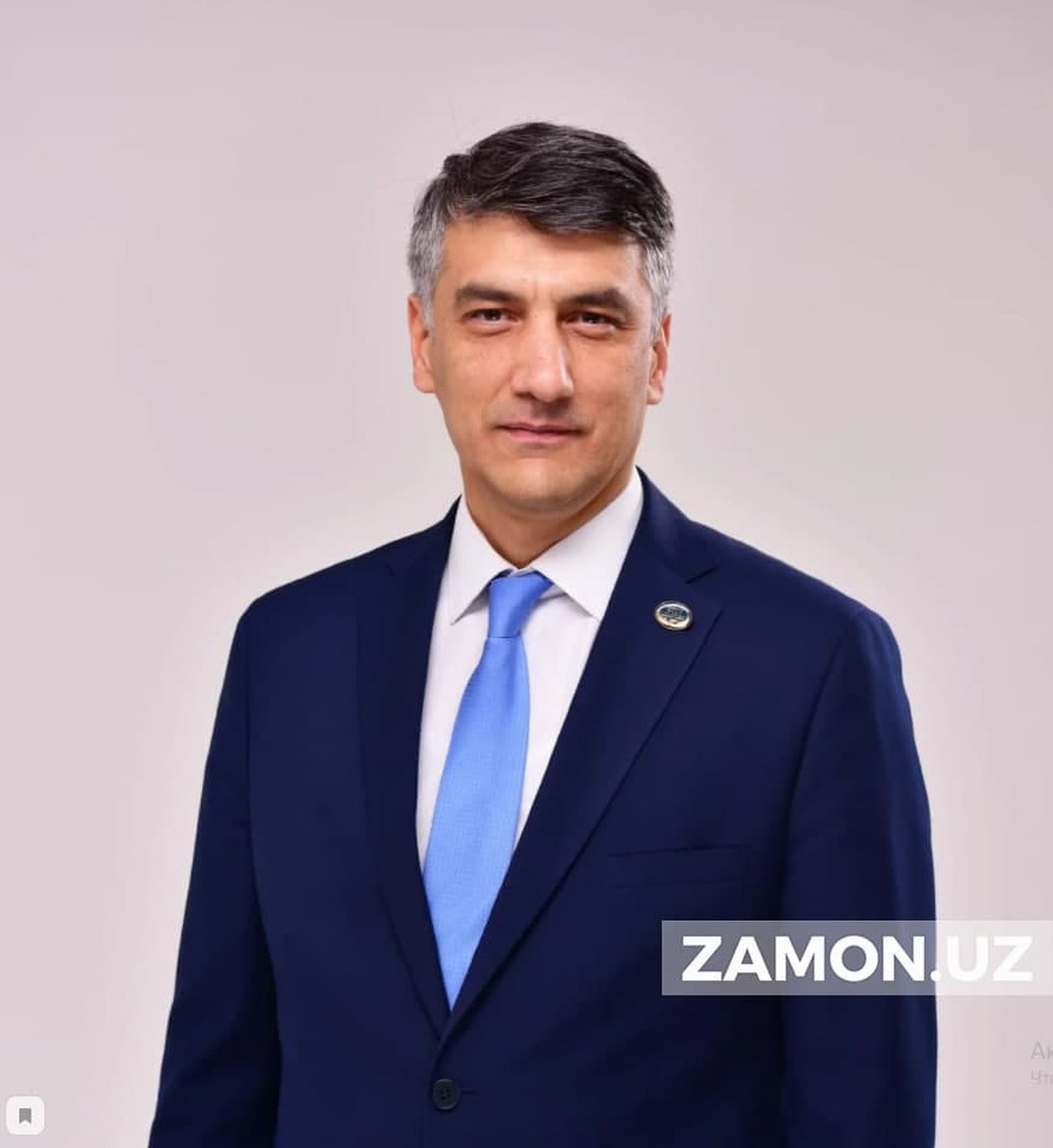 Алишер Қодиров талабалар ундан ёрдам сўрашаётганини айтди