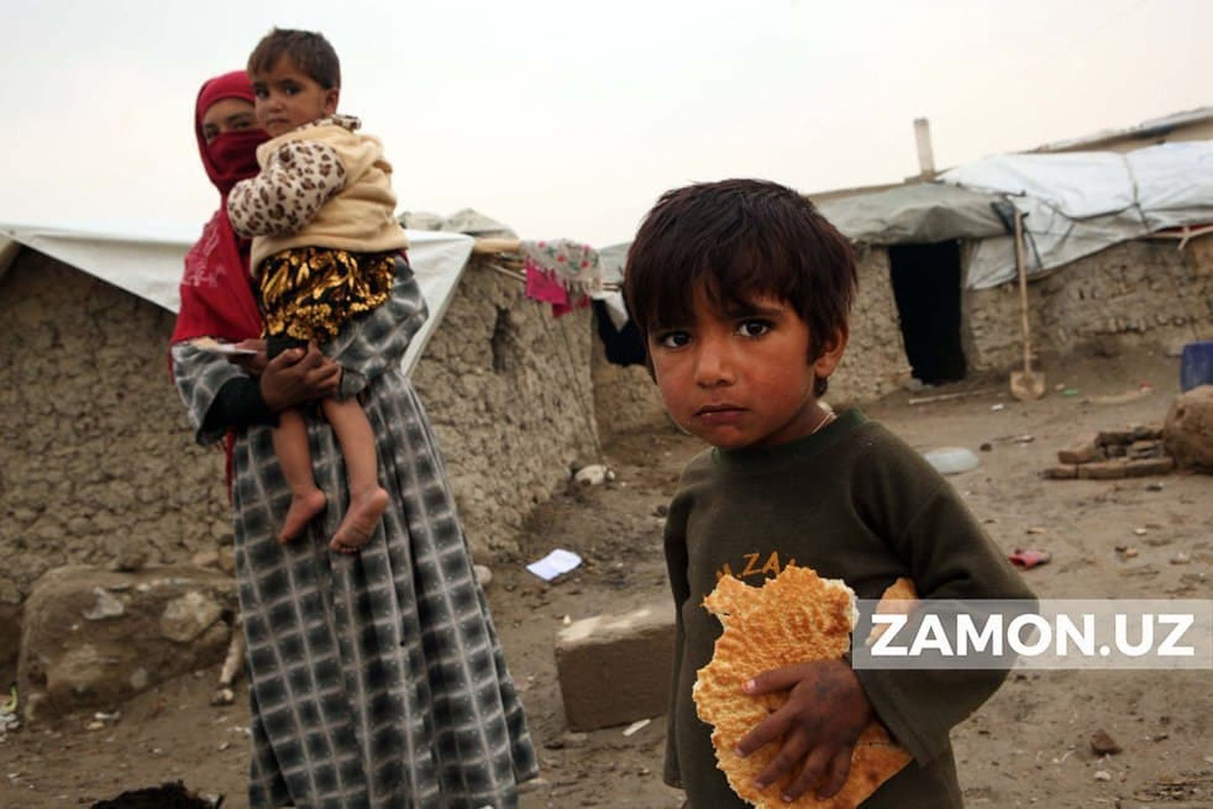 Афғонистоннинг ярим аҳолисига очлик хавф солмоқда — БМТ