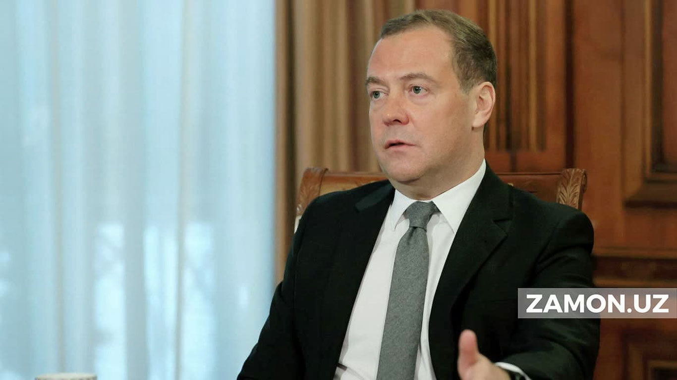 Жиддий инқироз яқинлашмоқда — Дмитрий Медведев