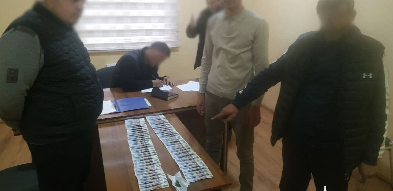 Жиззахда 60 ёшли оғуфуруш ушланди