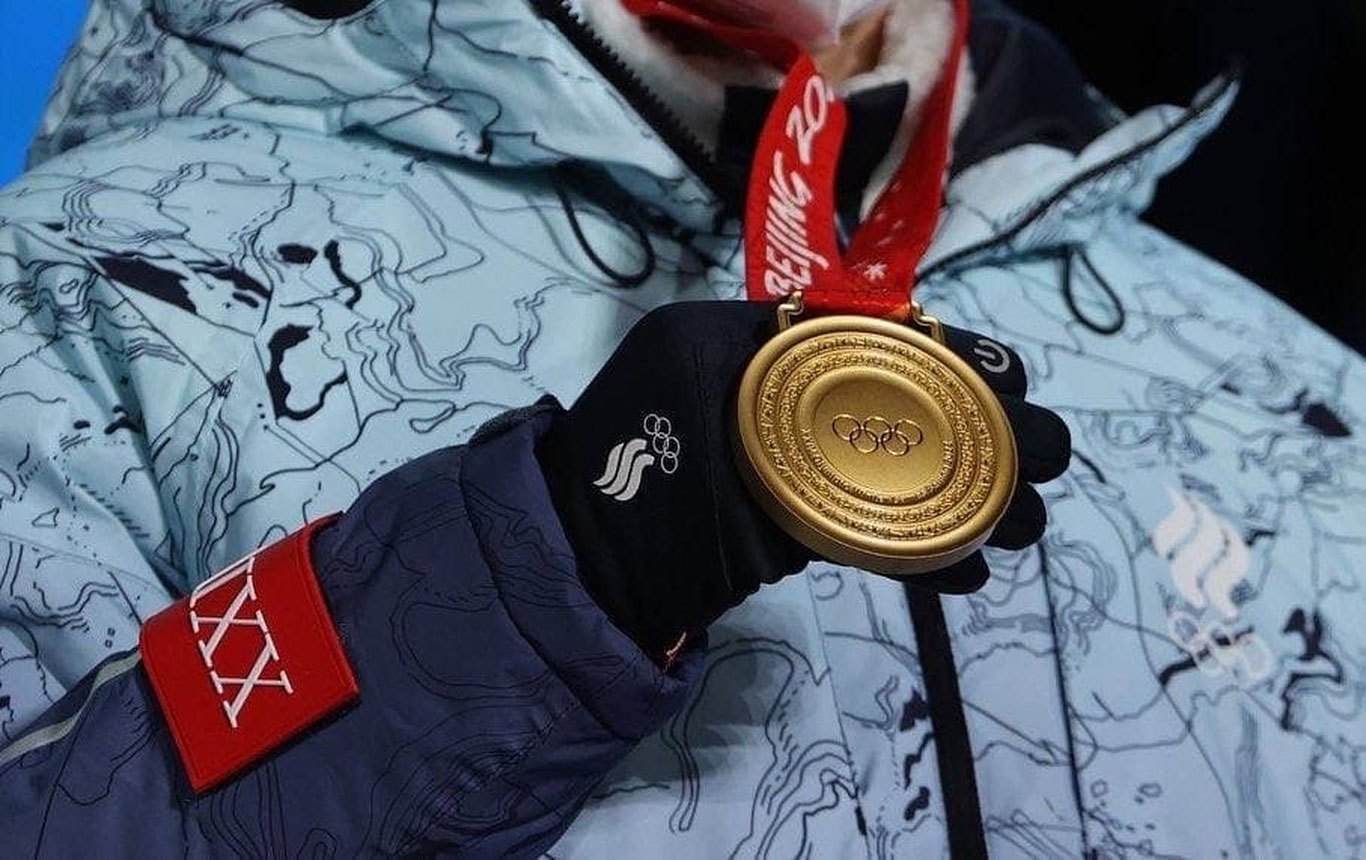 Еттинчи кун еттита медаллар жамланмаси ўйналади