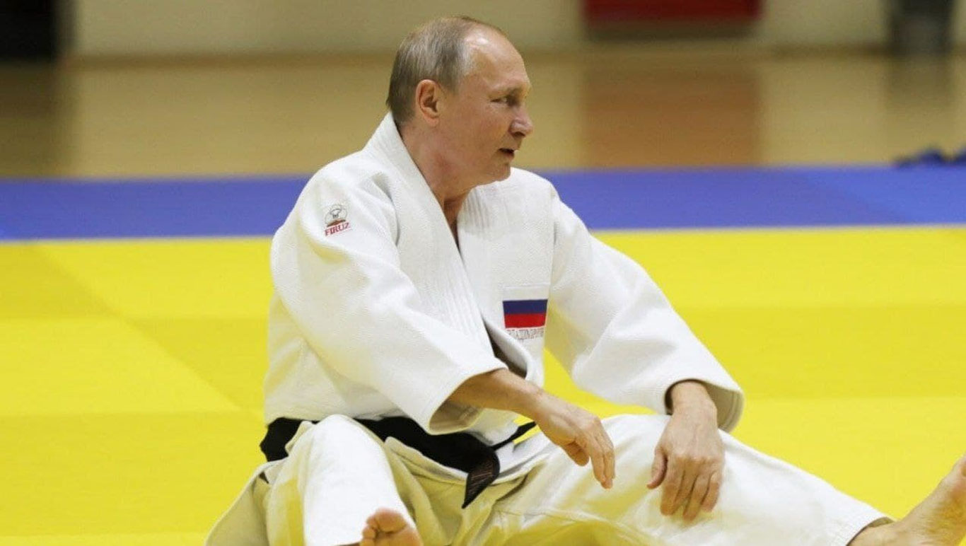 Путин Халқаро дзюдо федерациясининг фахрий президенти мақомидан маҳрум этилди