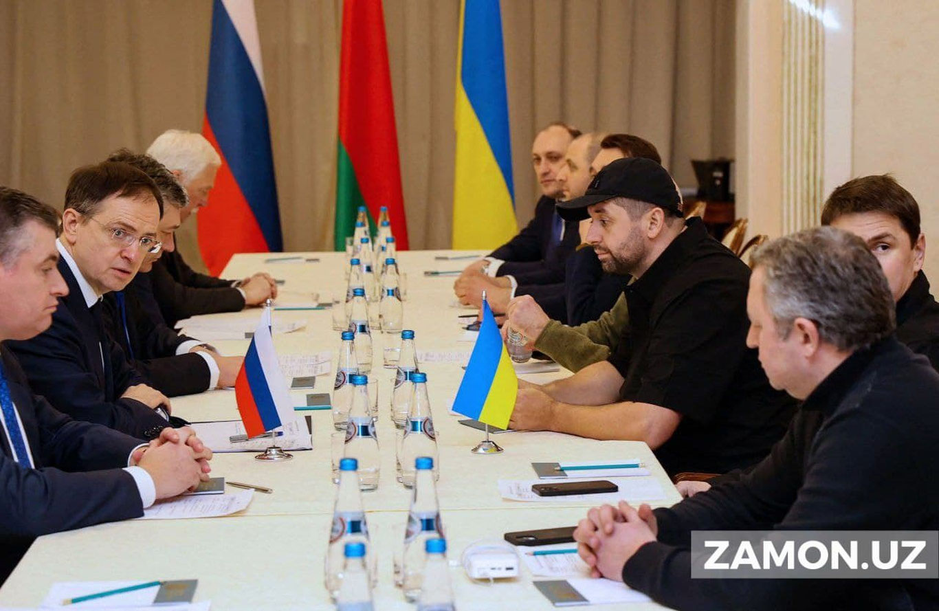 Украина ва Россия делегациялари музокаралардан сўнг маслаҳатлашув учун пойтахтларига қайтишмоқда