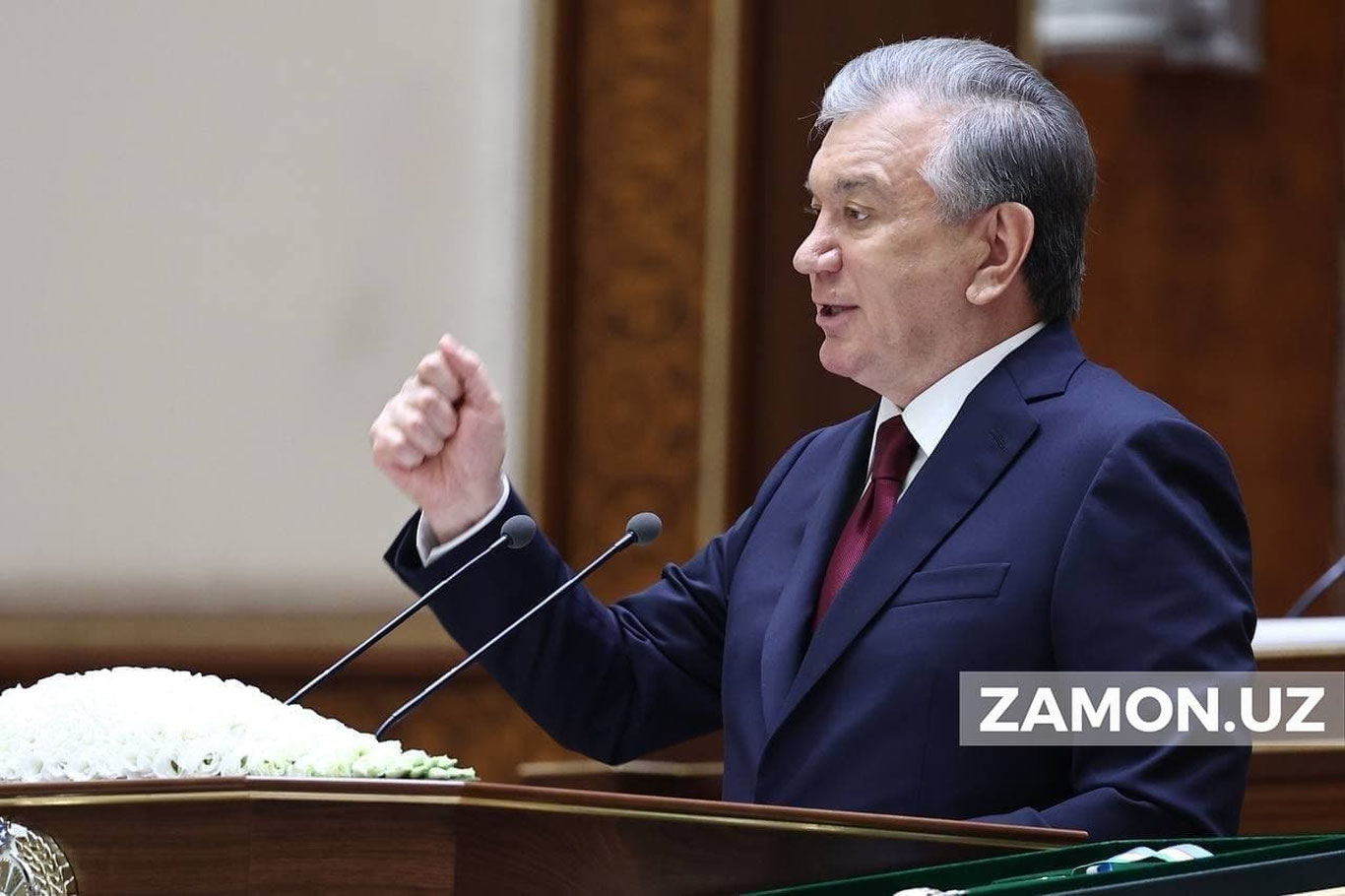 "Бу бизнинг қум эмас, қўшни давлатлардан келган. Лекин бу ҳодиса бизга сабоқ олиш учун етарли бўлиши керак" — Шавкат Мирзиёев