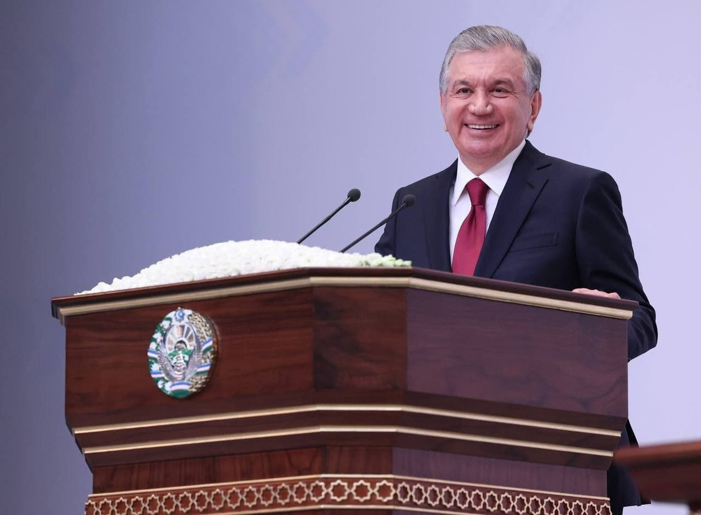 Prezident Farg‘ona viloyati hokimiga: «Sog‘ayib ketganing chin bo‘lsin. Ilohim, boshqa kasal bo‘lmagin»