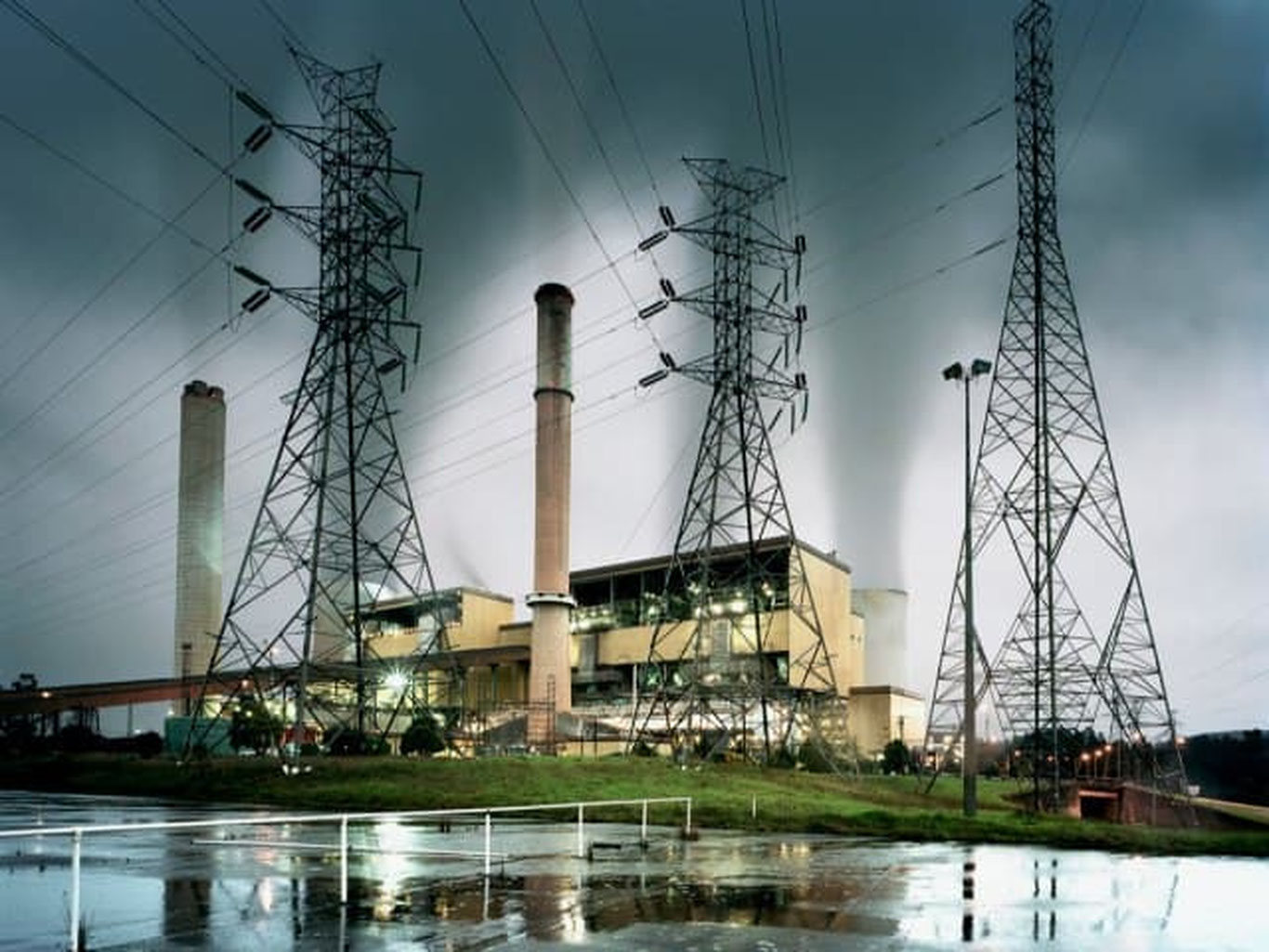 Сурхондарё  ва Хоразмда электр станциялари қурилади