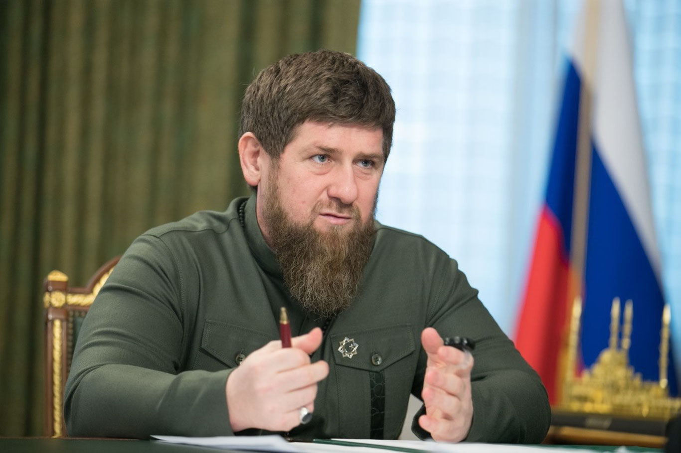 Рамзан Қодиров оиласи “ҳуқуқ ҳимоячиси” деб эътироф этилди