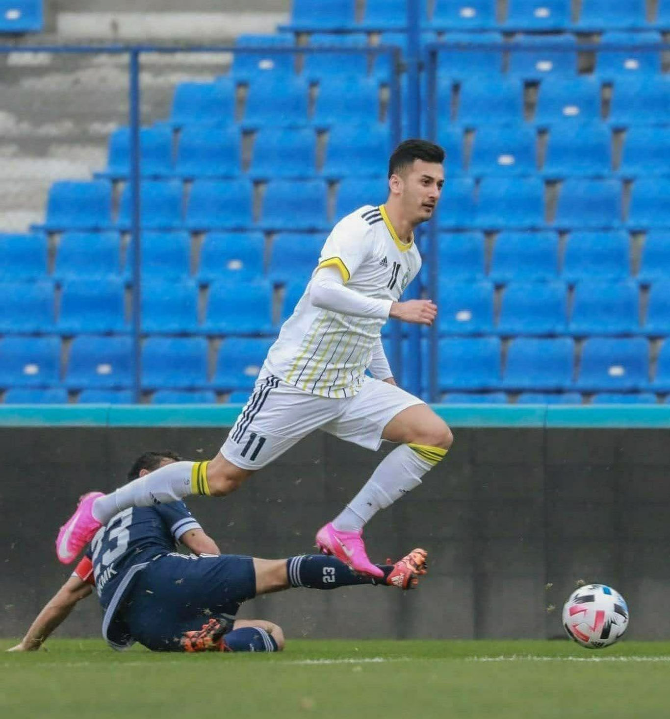 Сардор Рашидов расман «Кувайт СК» футболчисига айланди