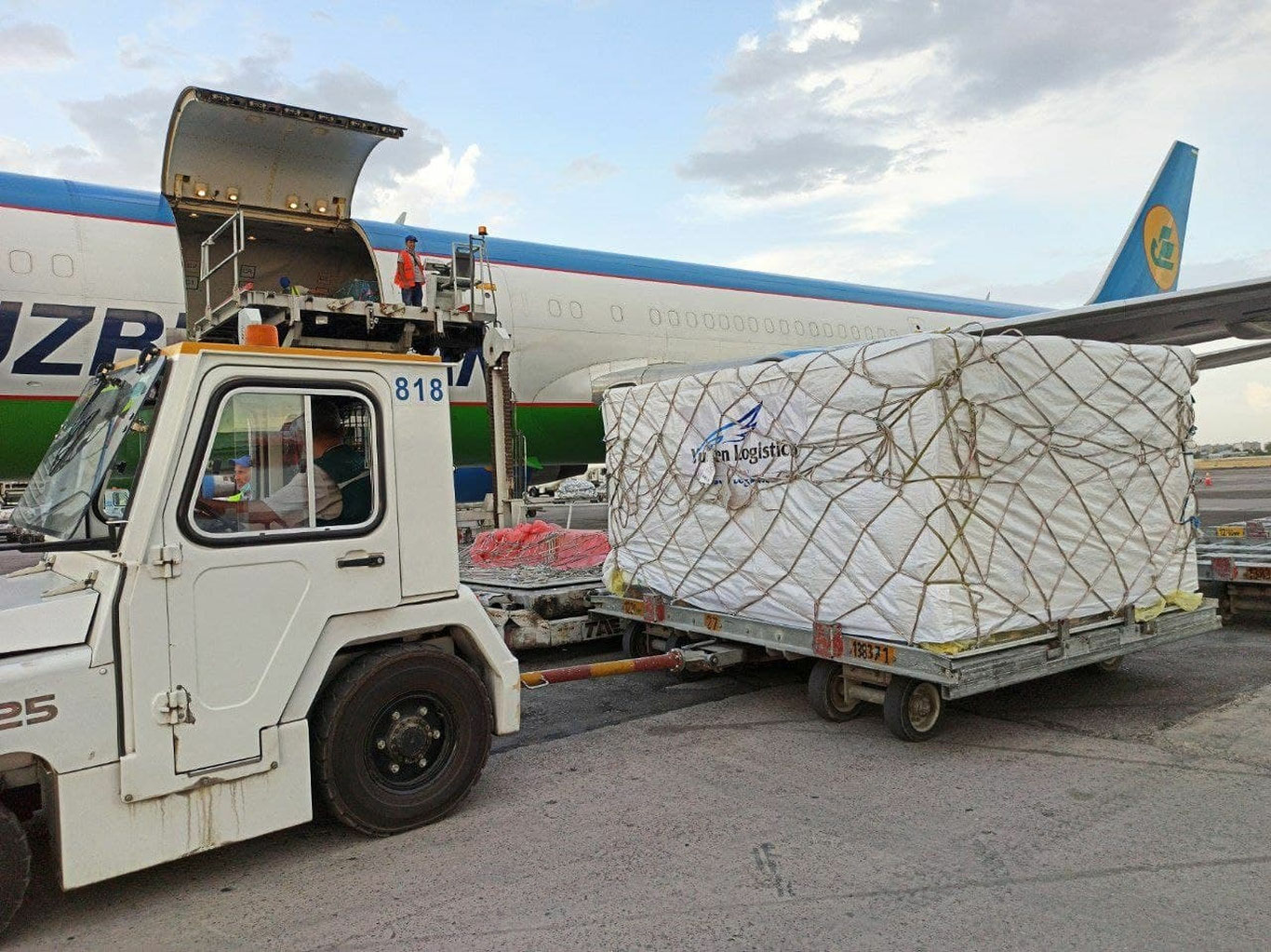 O‘zbekistonga yana 1 million doza vaksina olib kelindi