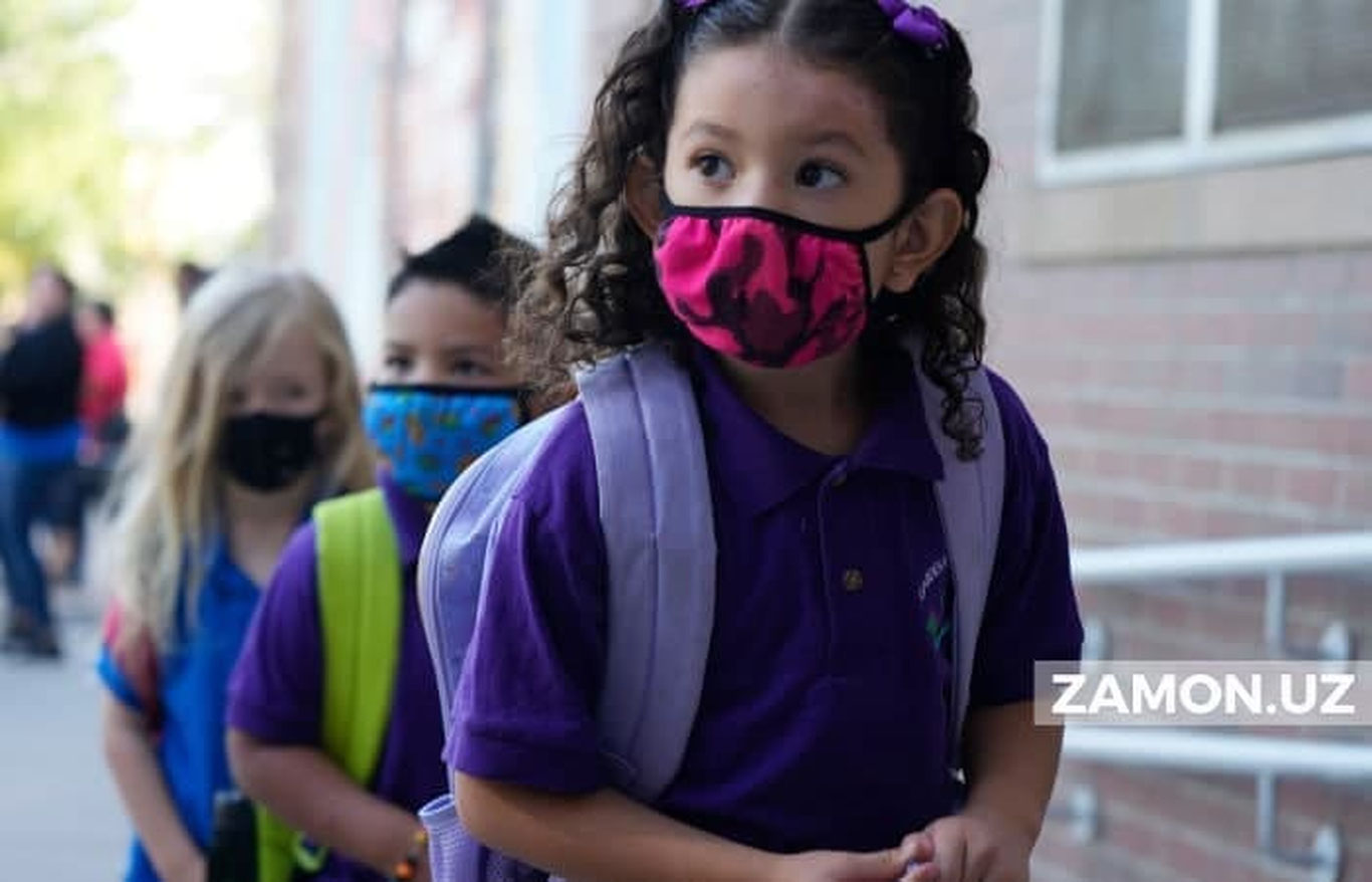 АҚШ мактабларидаги ҳолат вирус тарқалишининг олдини олишда ниқоб асосий восита эканини исботлади