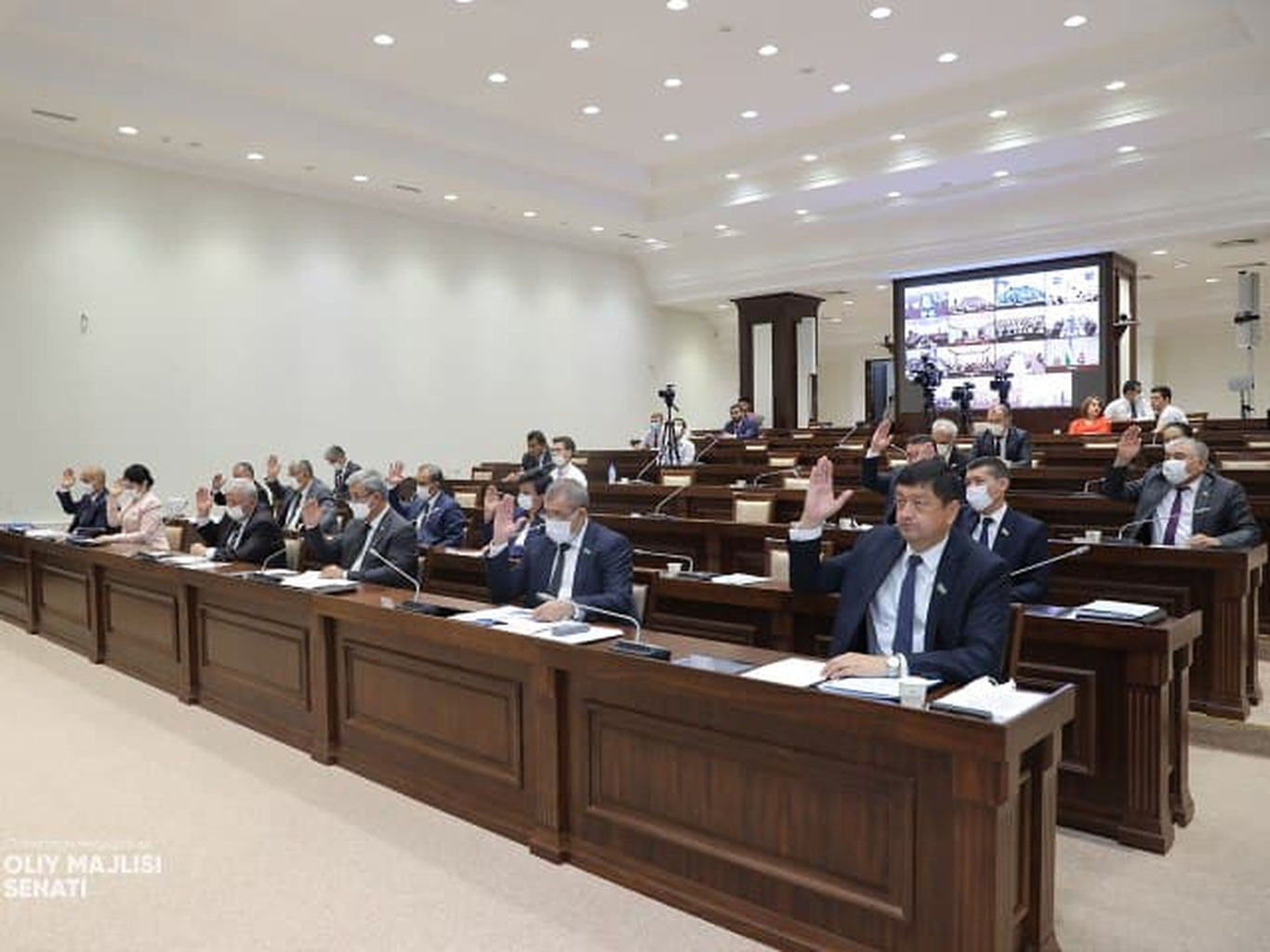 Senat emlanishni majburiy qilishni ko‘zda tutuvchi qonunni ma’qulladi