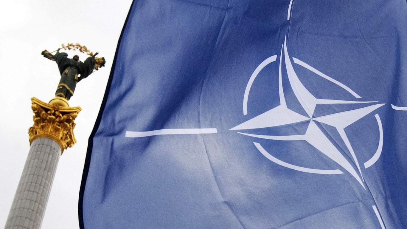 NATO davlatlari Ukrainani alyansga qo'shilish mavzusidan o'zini olib qochmoqda - Politico