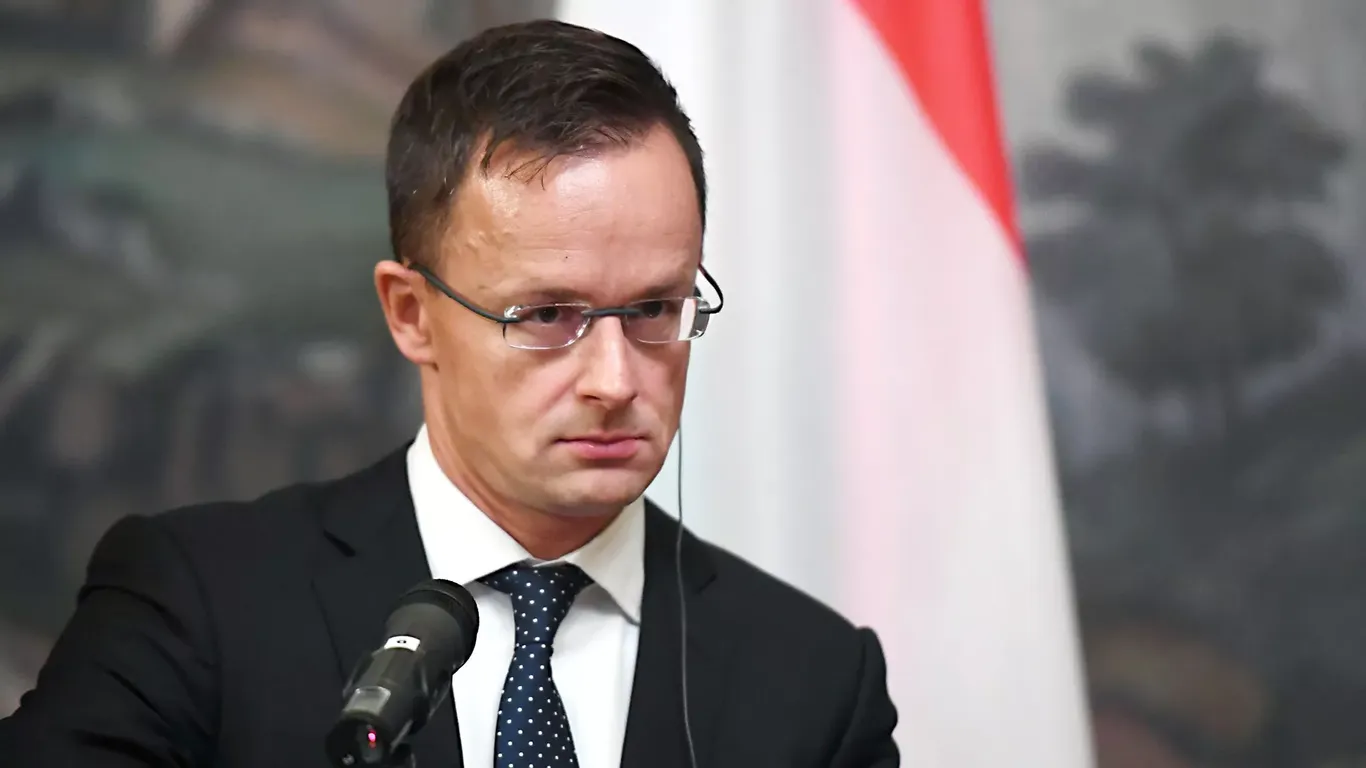Россия яна бир дўстидан айрилди