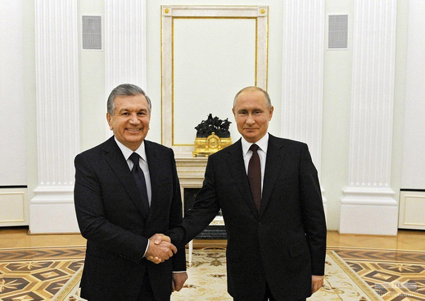 Putin O‘zbekiston Prezidentini Mustaqillik bayrami bilan tabrikladi