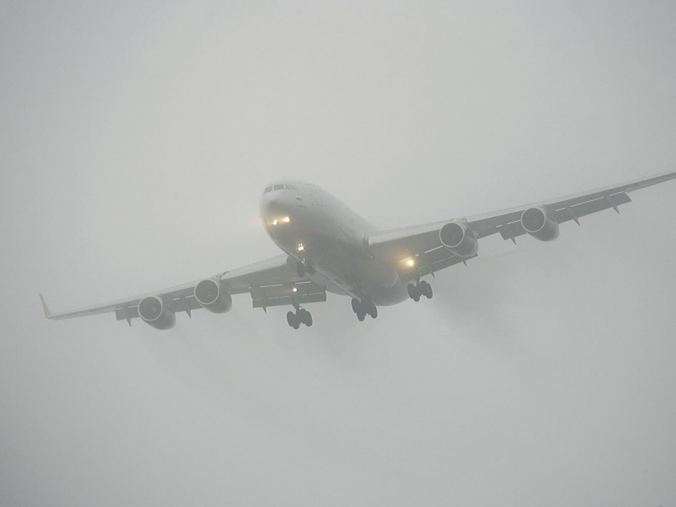 Namangan xalqaro aeroporti faoliyati vaqtincha cheklandi
