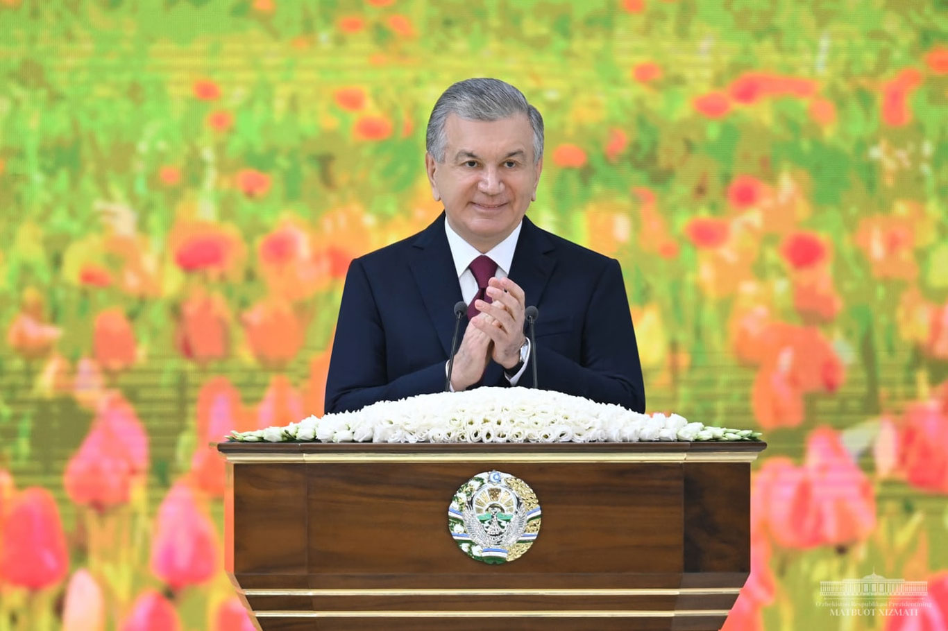 Prezident maktab bitiruvchilariga tabrik yo‘lladi